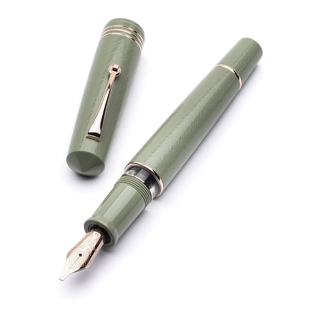 Leonardo Fountain Pen Momento Zero Grande 2.0 - 14K Gold Guilloché Art Luxury Writing Instrument for Professionals & Collectors | Perfect for Signatures, Calligraphy & Gift Giving