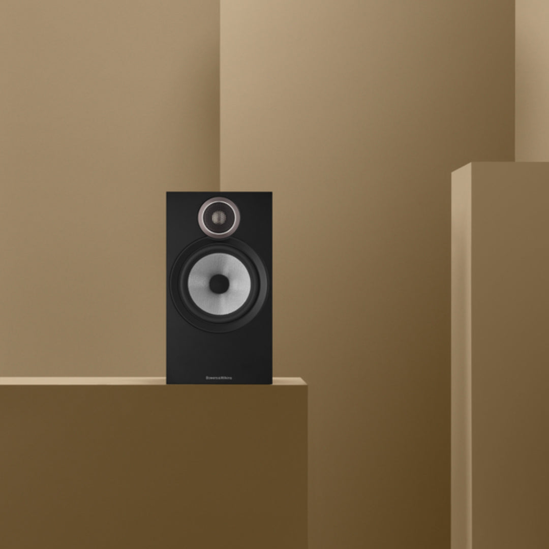 B&W 606 S3 Bookshelf Speakers Pair - Premium Stand Mount Loudspeakers for Home Theater & Music Listening - Perfect for Living Rooms, Studios & Audiophile Setups