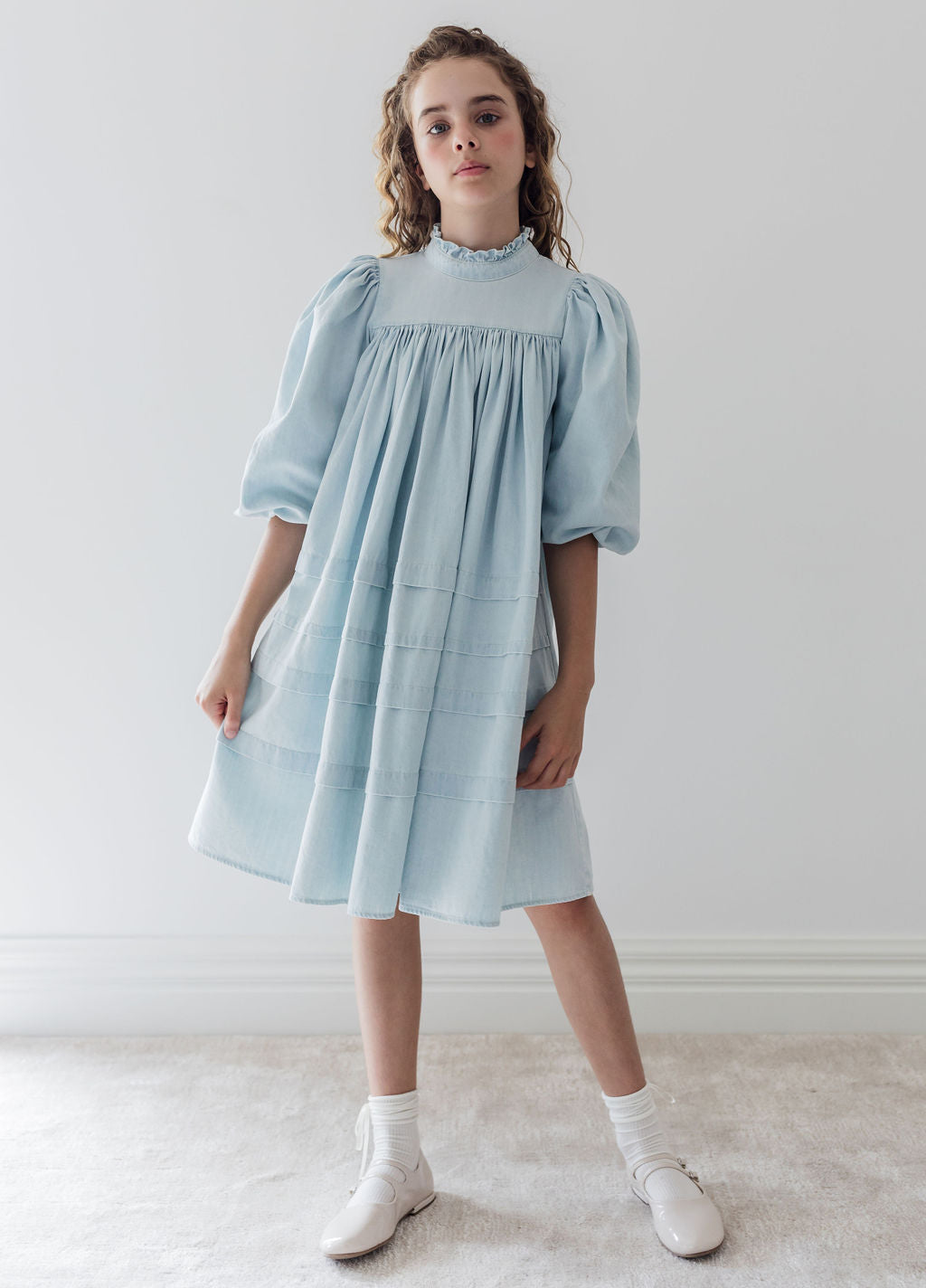 Steph by Petit Amalie Ribbon Trim Chambray Dress - Casual Summer Floral Dress for Women, Perfect for Beach Outings and Brunch Dates