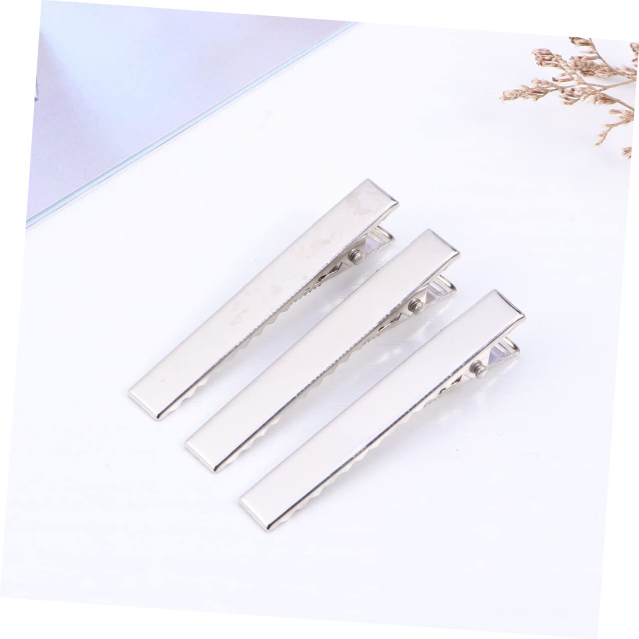 FOMIYES 200pcs Silver Hair Sectioning Clips - Professional Metal Alligator Hair Clips for Extensions, Styling & Salon Use - Perfect for Hairdressers, DIY Haircuts & Home Hair Care