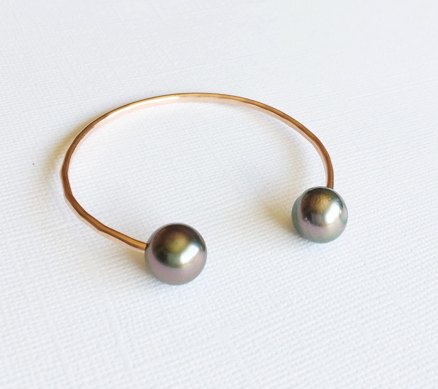 Exquisite Tahitian Pearl Cuff Bracelet (B100) - Elegant Jewelry for Women, Perfect for Weddings, Parties & Special Occasions