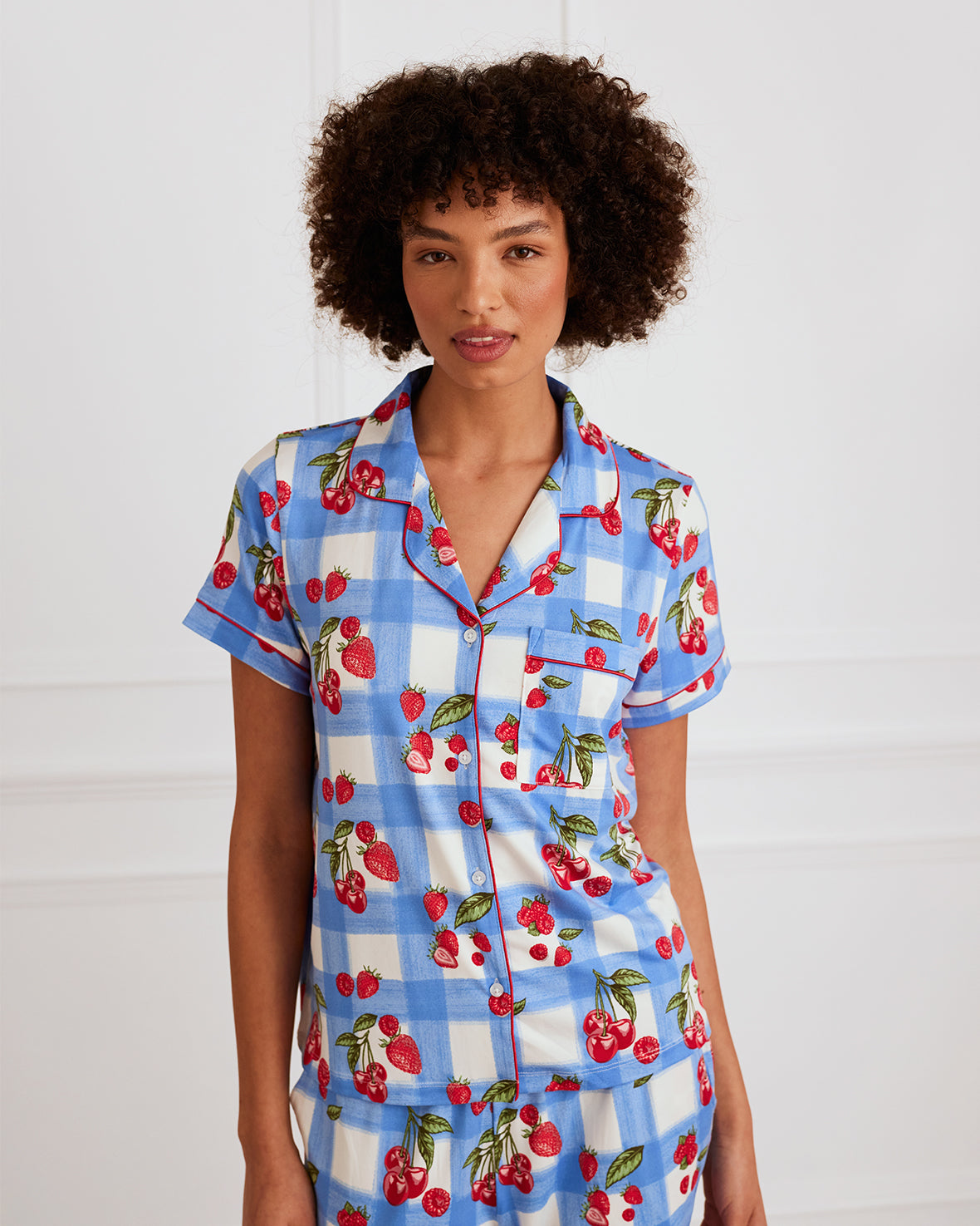 Berries & Gingham Print Long Sleeve Pajama Set for Women - Soft Cotton Sleepwear for Nighttime Comfort & Lounge Wear