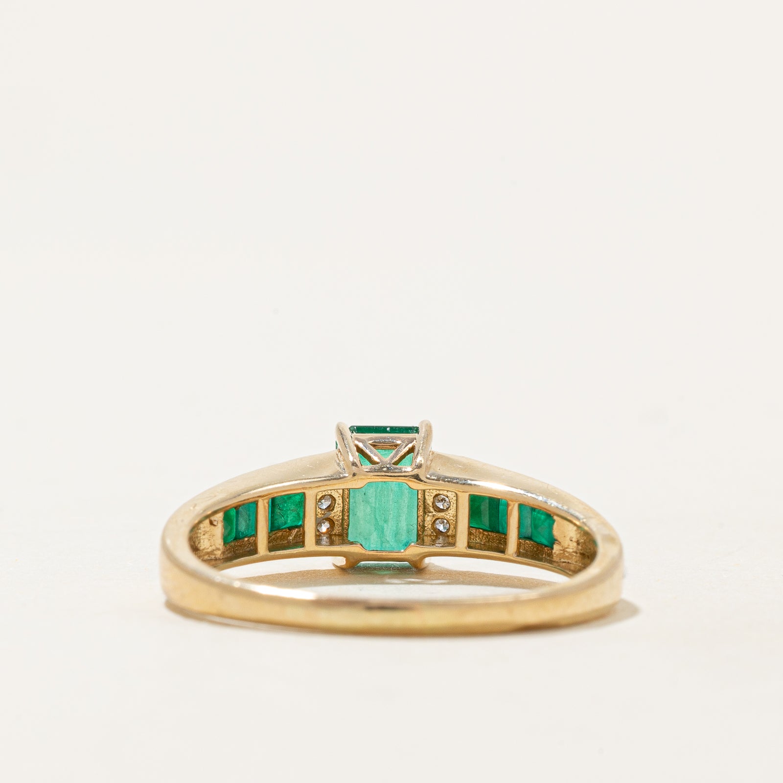 1.20ctw Emerald & Diamond Ring for Women - 0.03ctw Diamond Accents - Size 10.25 - Elegant Wedding, Engagement & Anniversary Jewelry Gift