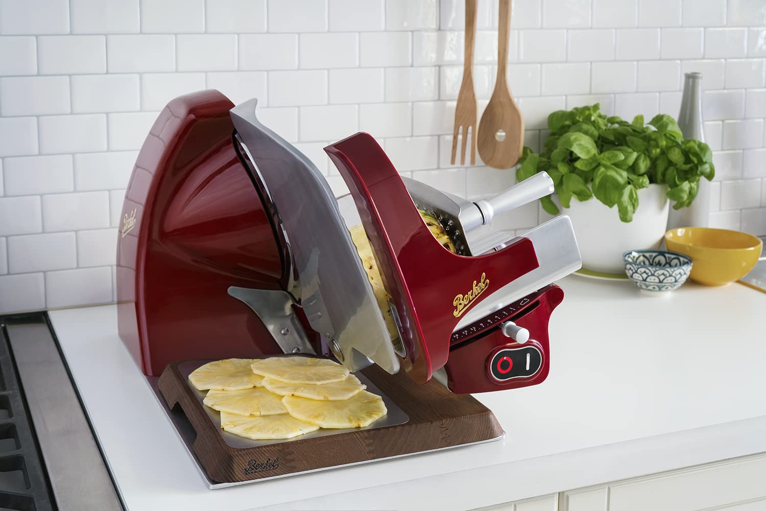 Premium Berkel Wooden Presenting Board with Stainless Steel Plate for Home & Professional Use – Perfect for Displaying Meat, Prosciutto, Cheese, Vegetables – Ideal for Charcuterie, Catering & Kitchen Decor | Made in Italy