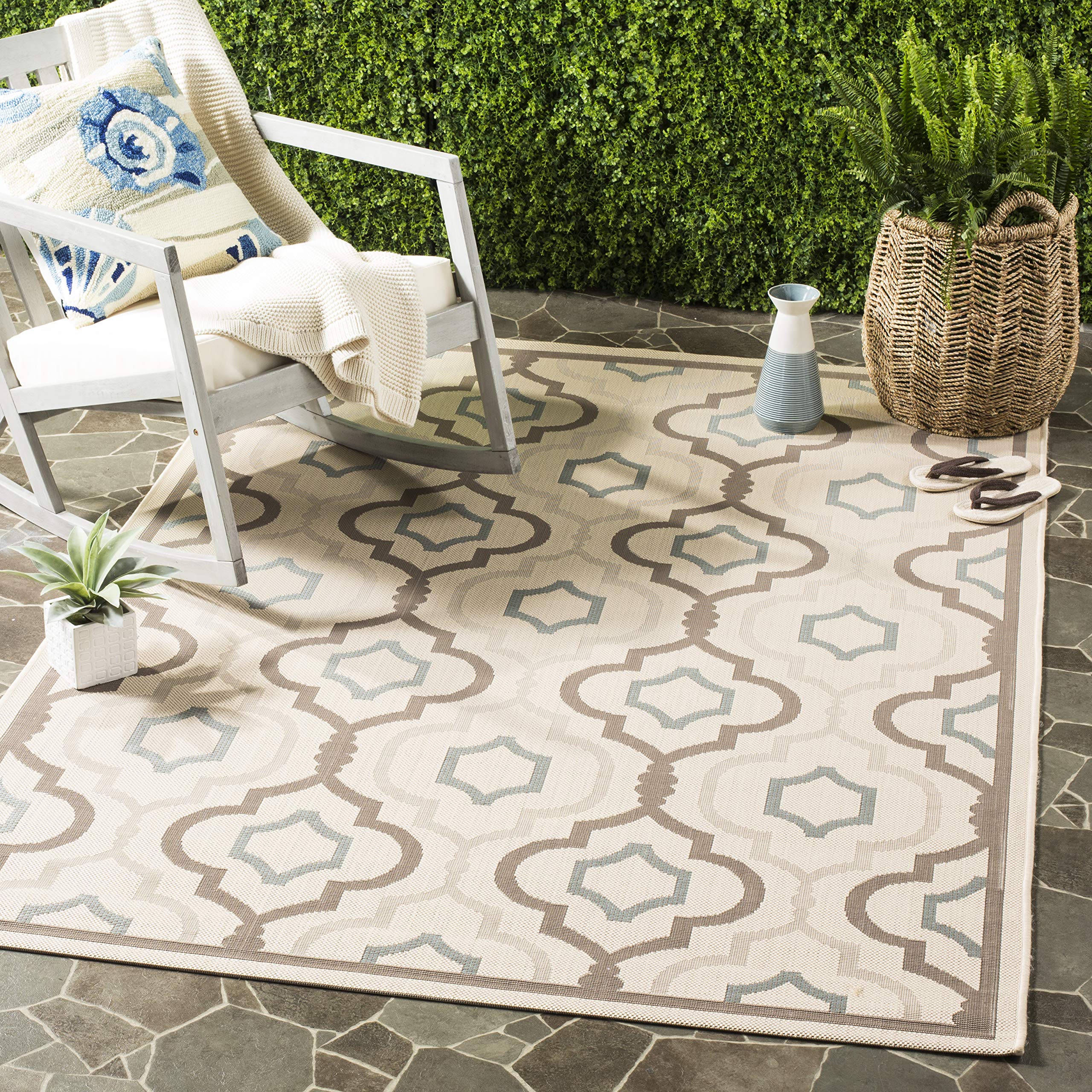 SAFAVIEH Courtyard Collection 6'7