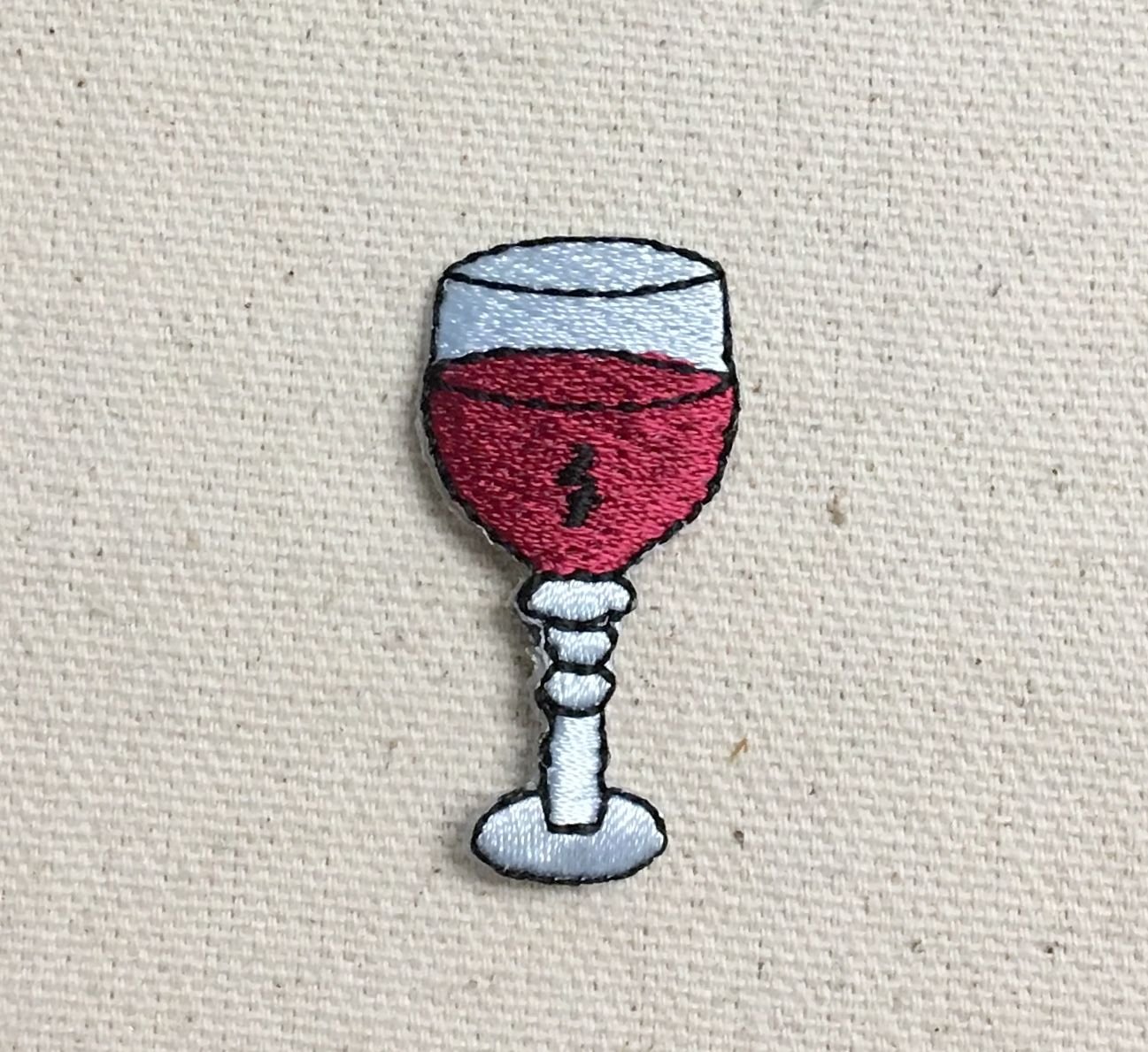 Elegant Red Wine Glass Embroidered Iron-On Patch for DIY Clothing, Hats & Bags - Perfect for Wine Lovers & Craft Enthusiasts