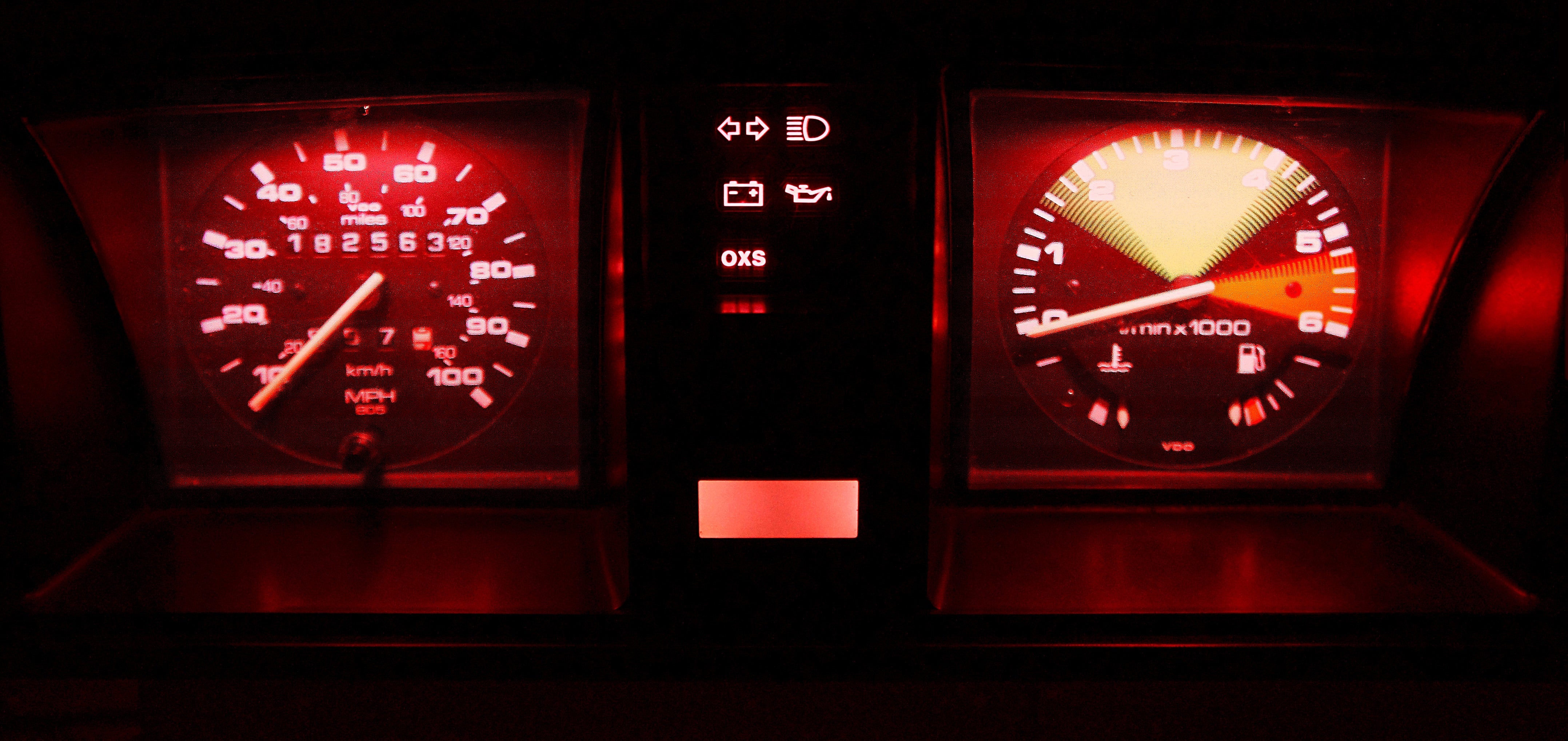Vanagon Instrument Cluster LED Bulb Kit - Upgrade Your Dashboard Lighting for Better Visibility at Night (Perfect for VW Vanagon 1980-1991)