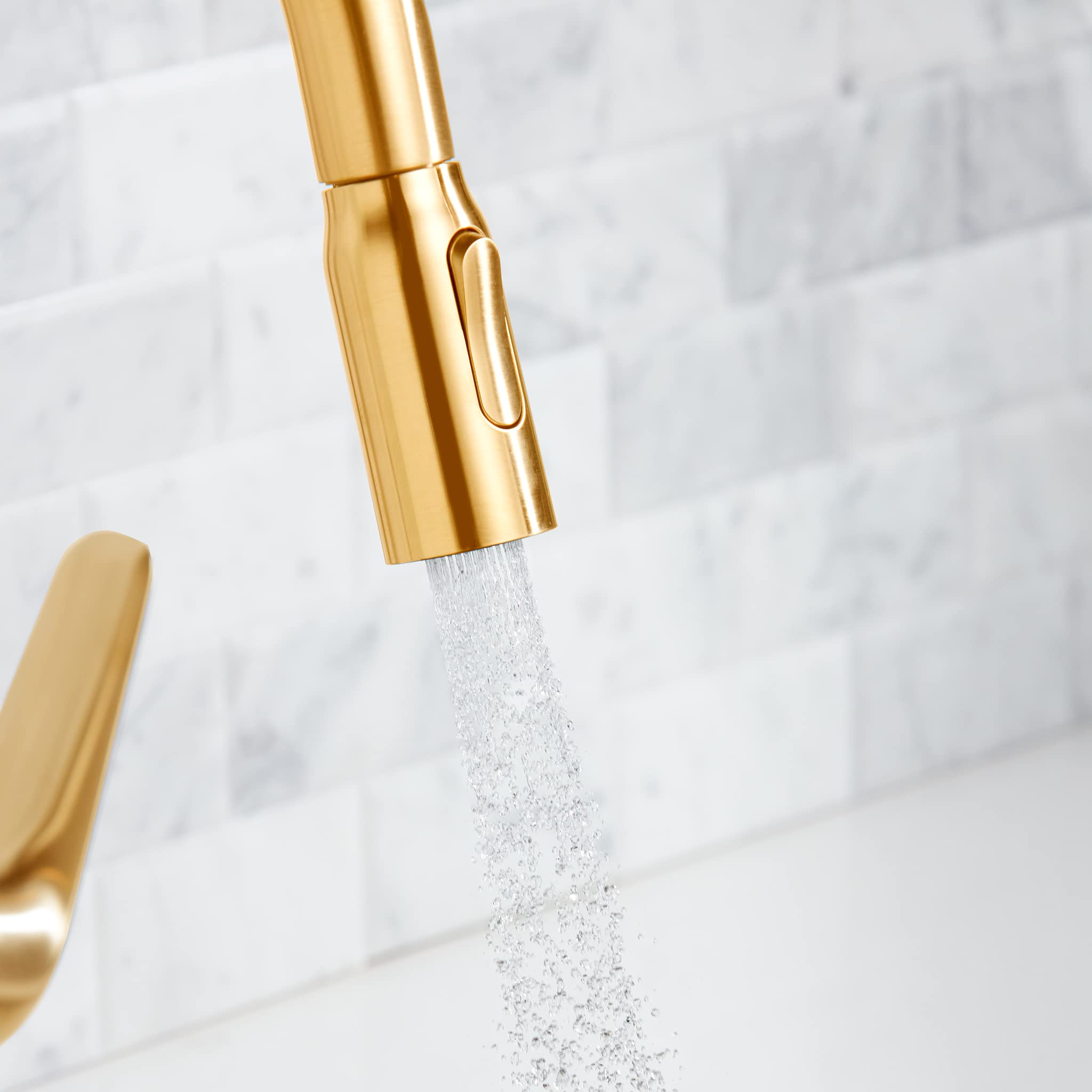 Hansgrohe Focus N Gold High Arc Pull Down Kitchen Faucet with Sprayer - Brushed Gold Finish (Model 71800251) - Perfect for Modern Kitchens, Restaurant Prep Areas & Luxury Home Renovations