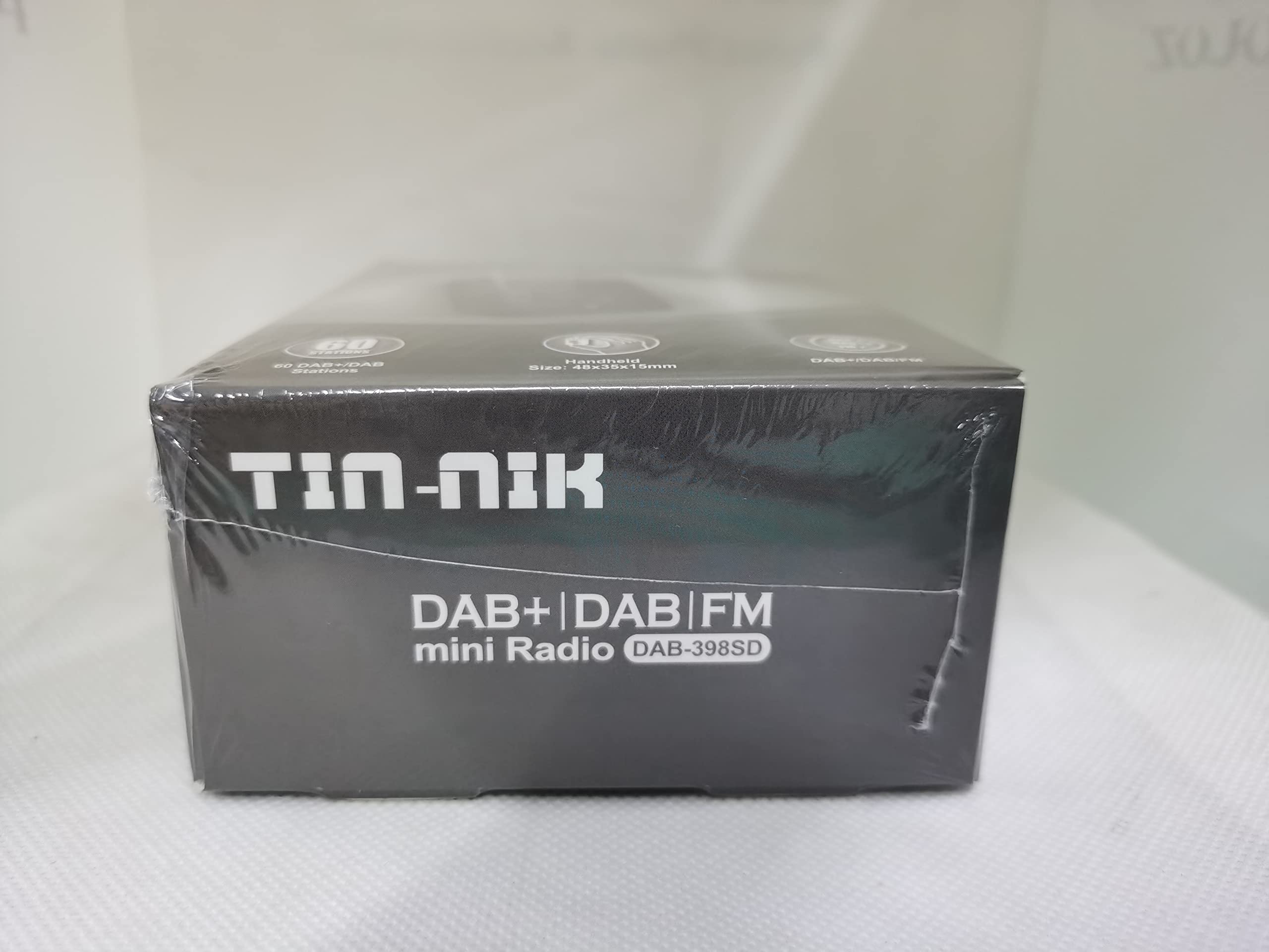 Portable DAB/DAB+/FM Digital Radio with Rechargeable Battery, OLED Display & Earphones - Compact Personal Radio for Sports, Running, Walking, Jogging, Cycling & Outdoor Activities | Perfect for Commuting, Travel & Emergency Use