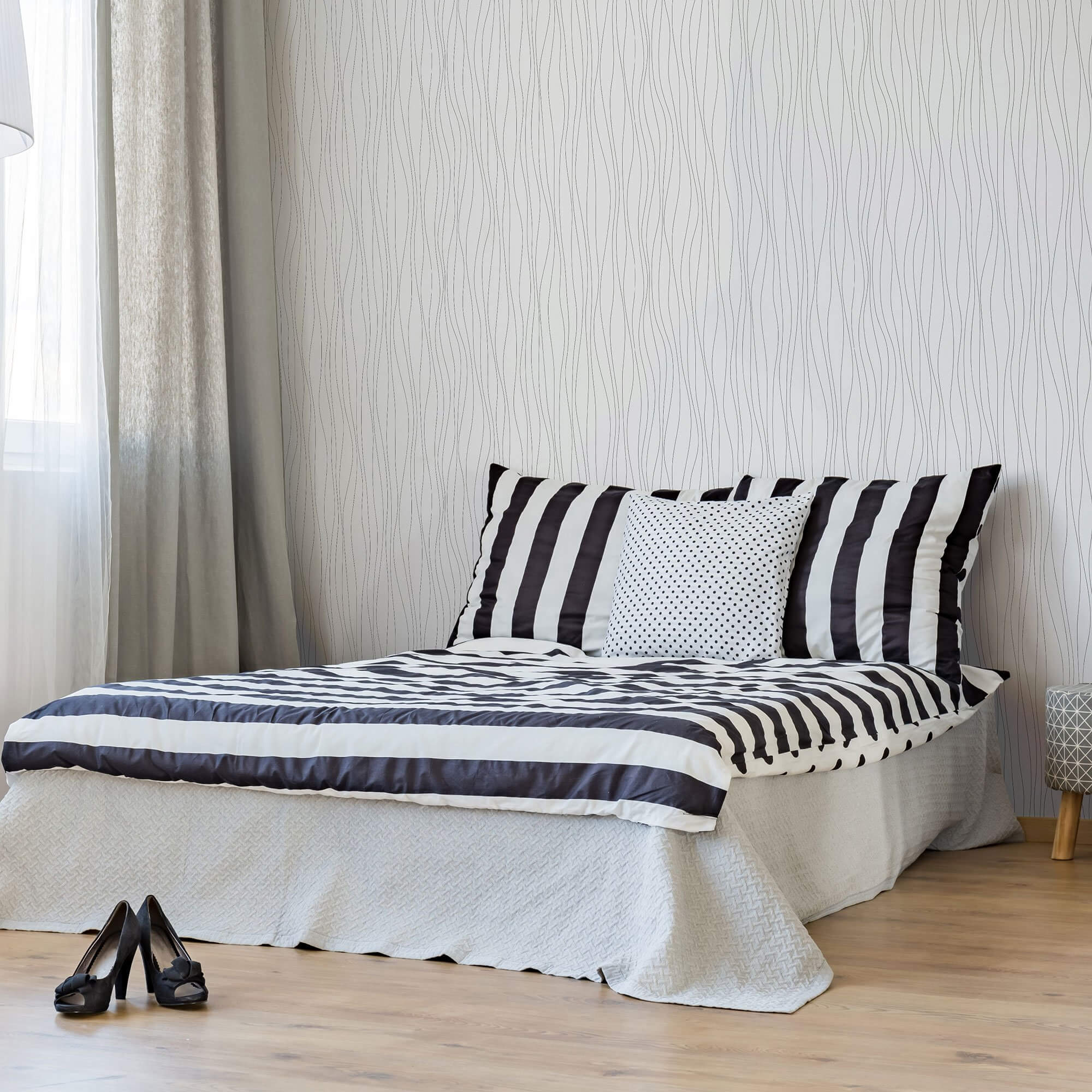 Black Peel and Stick Removable Wallpaper - Self-Adhesive Vertical Wall Covering for Bedroom, Living Room & Office Decor - Easy to Install & Remove
