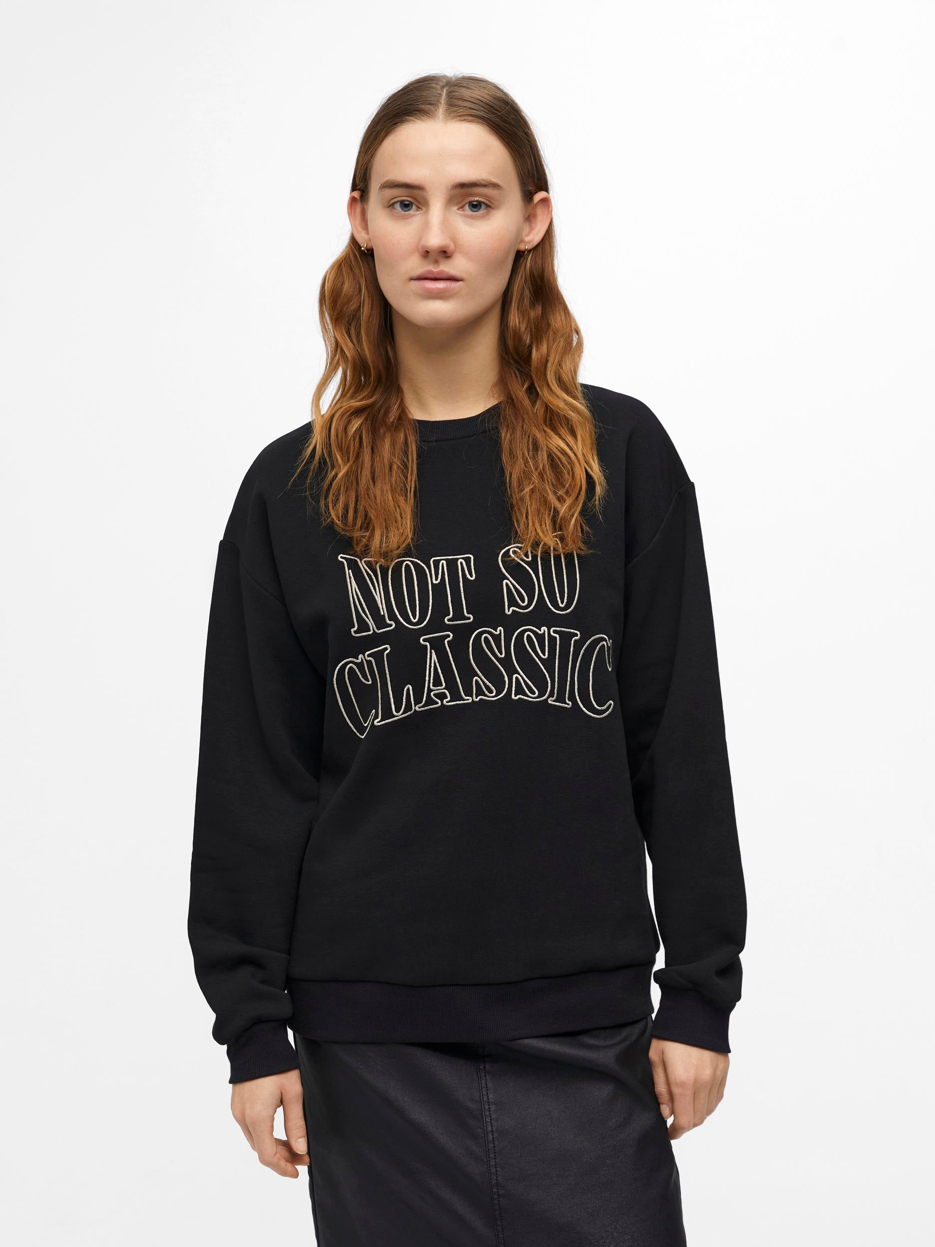 MORA Oversized Sweatshirt for Women - Soft & Comfortable Black Hoodie - Perfect for Casual Wear, Lounge & Street Style