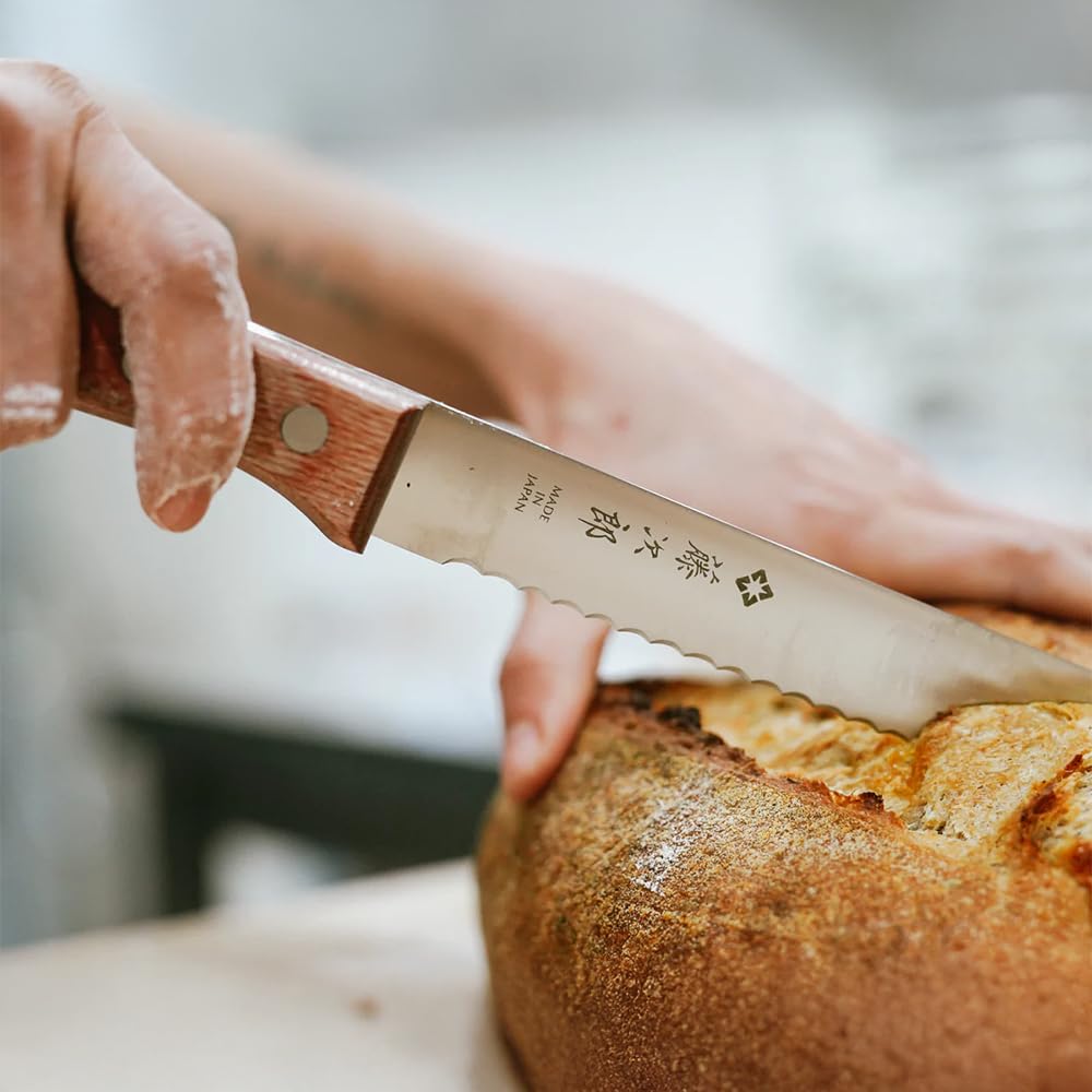 Tojiro F-737 235mm High-Carbon Stainless Steel Bread Knife - Sharp Bread Slicer for Perfect Loaf Cutting - Ideal for Bakers, Home Chefs & Bread Lovers