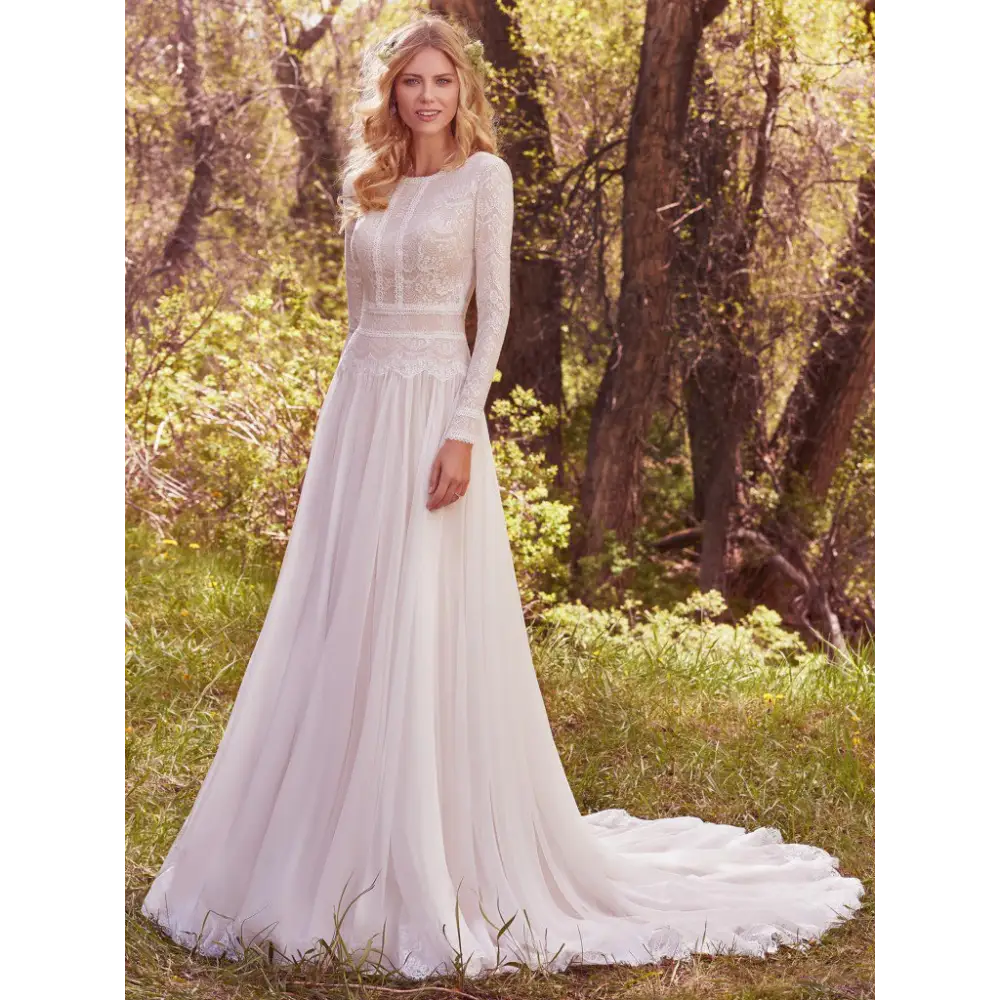 Maggie Sottero Deirdre Marie Wedding Dress Sample Sale - Elegant Lace Bridal Gown for Church Ceremony & Beach Weddings