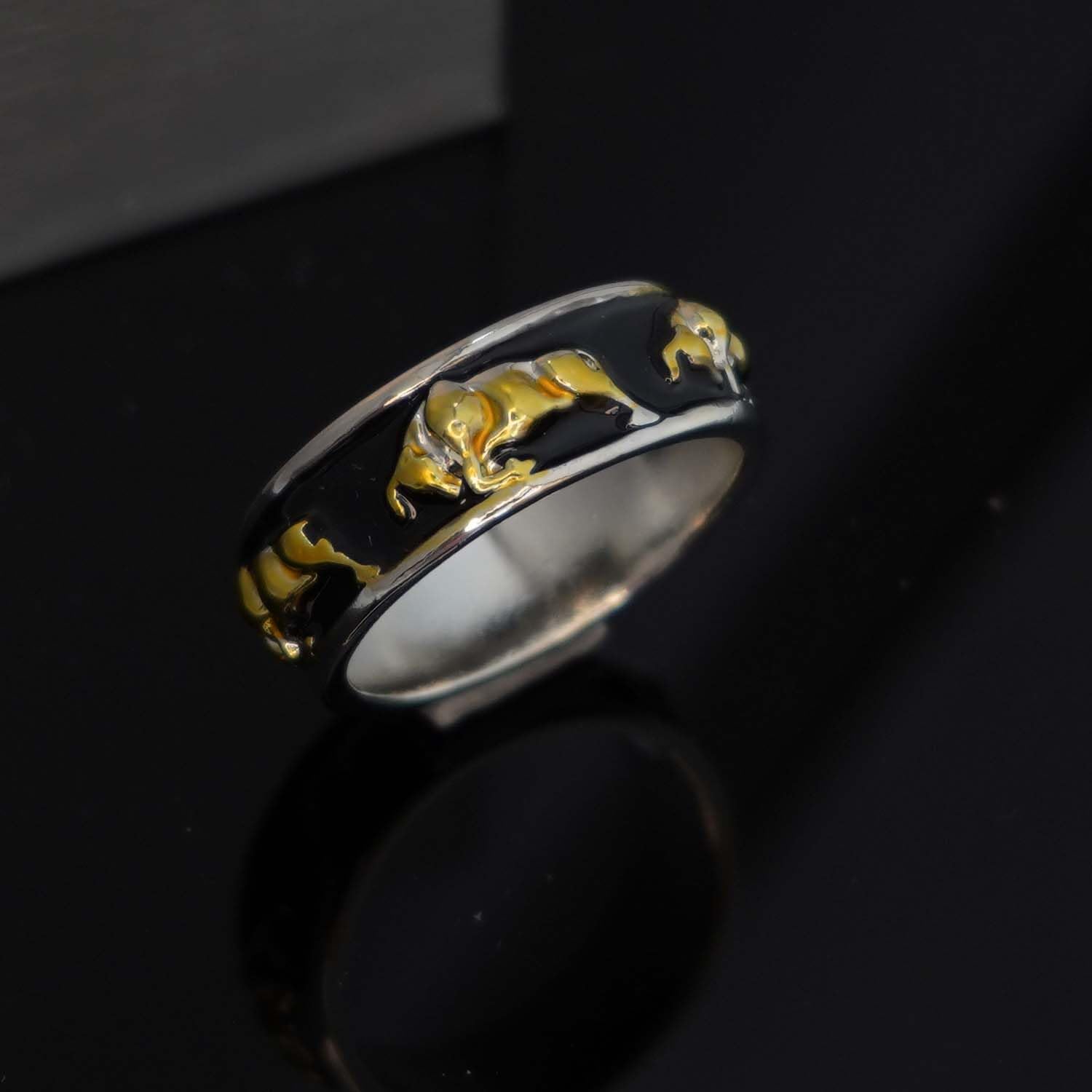 Taurus Bull Ring for Men - Norse Viking Bull Head Ring in Gold, Bull Totem & Tribal Biker Ring - Taurus Constellation Amulet Jewelry - Punk Animal Ring for Men - Perfect for Viking Lovers, Biker Fashion & Zodiac Gift Giving