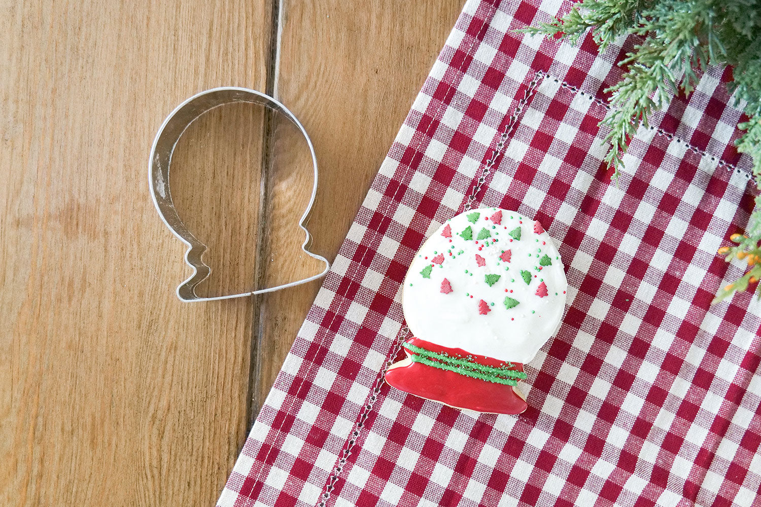 Christmas Snowglobe Cookie Cutter Set - Holiday Baking Decorations for Festive Cookies, Gingerbread, and Sugar Cookies - Perfect for Christmas Parties, DIY Gifts, and Family Baking Activities