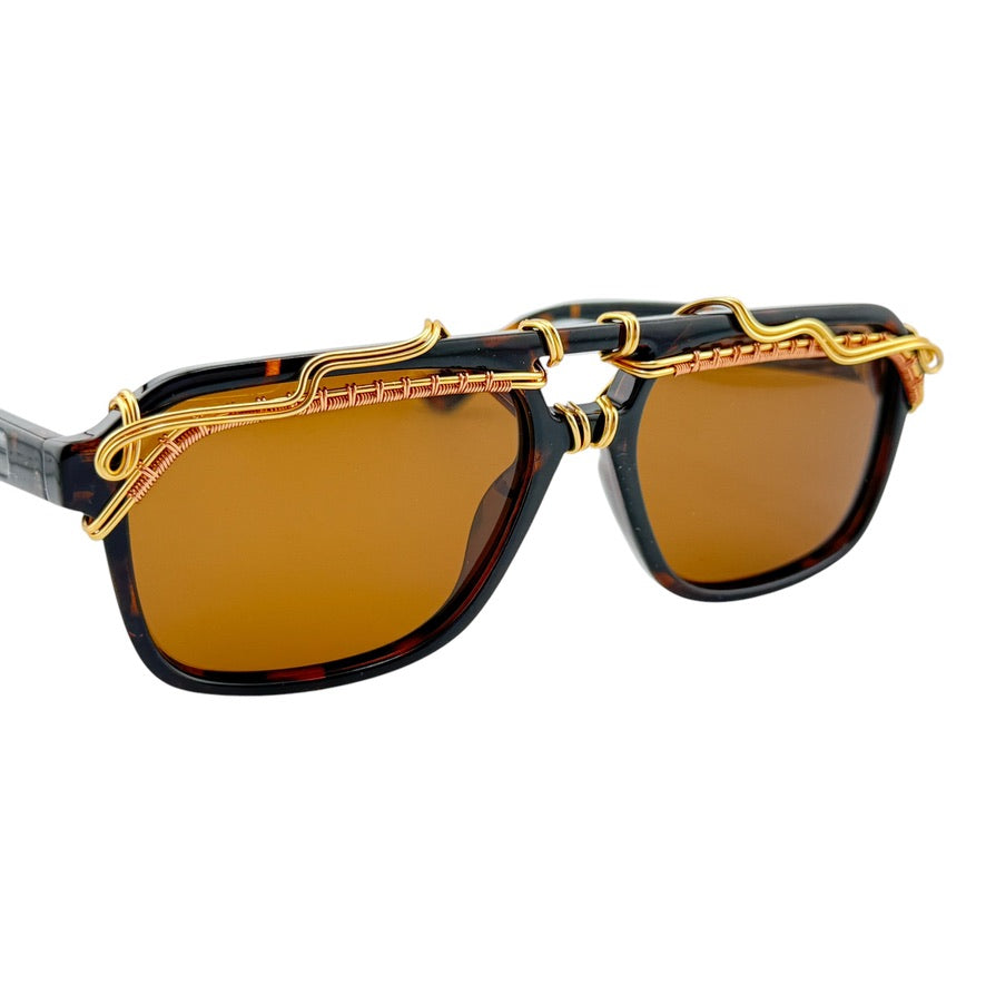 Vegasdaze Copy - Premium Quality Replica for Collectors & Fashion Enthusiasts | Perfect for Cosplay, Parties, and Unique Style Statements