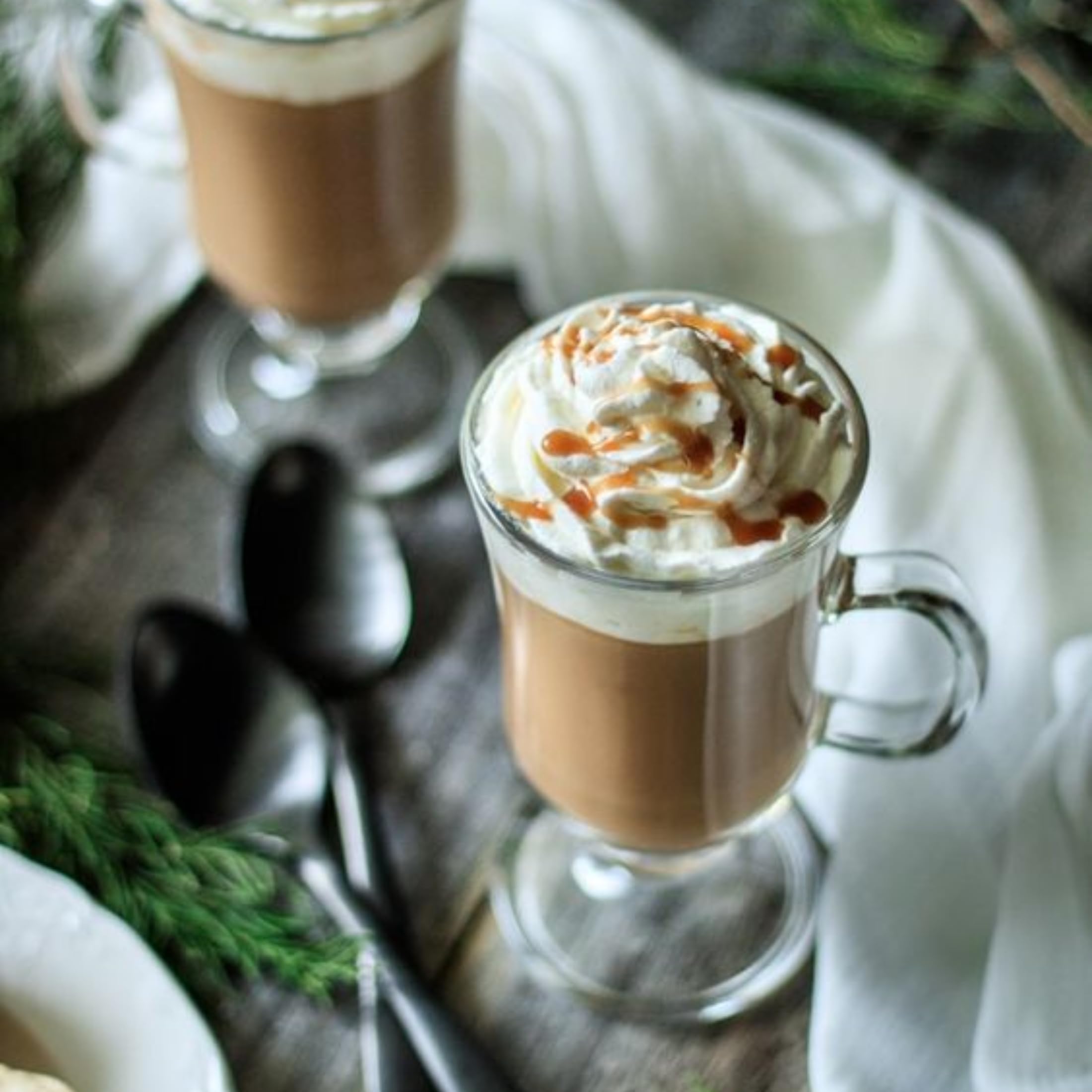 12-Pack Clear Glass Irish Coffee Mugs (8 oz) - Perfect for Hot & Cold Drinks - Coffee, Tea, Hot Chocolate, Mulled Wine, Iced Coffee, Smoothies, Desserts, Parfaits, Mousse & Ice Cream Sundaes - Elegant Serving Glassware for Cafes, Restaurants & Home Entertaining