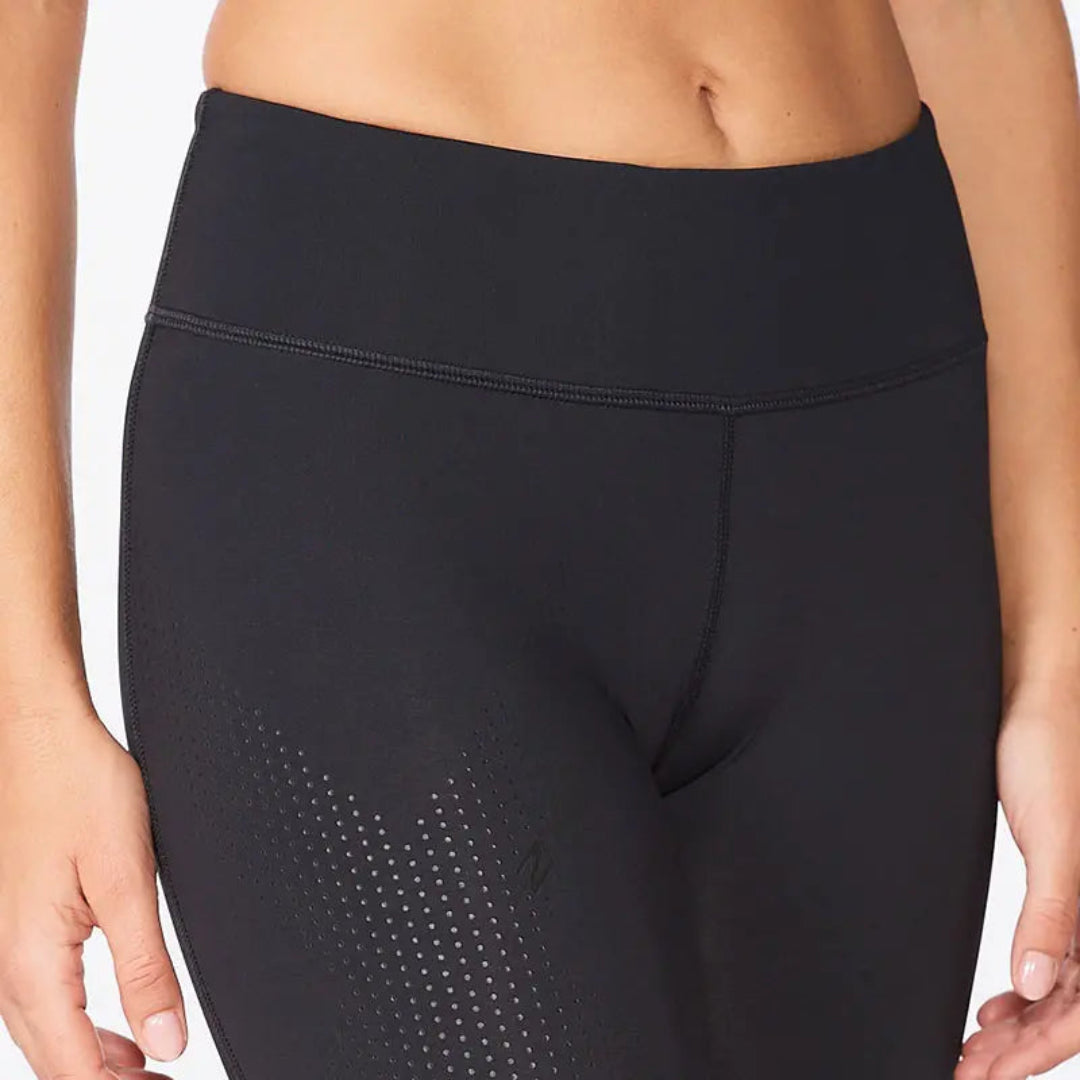 2XU Women's Motion Mid-Rise Compression Tights - High-Performance Workout Leggings for Running, Yoga & Gym Training