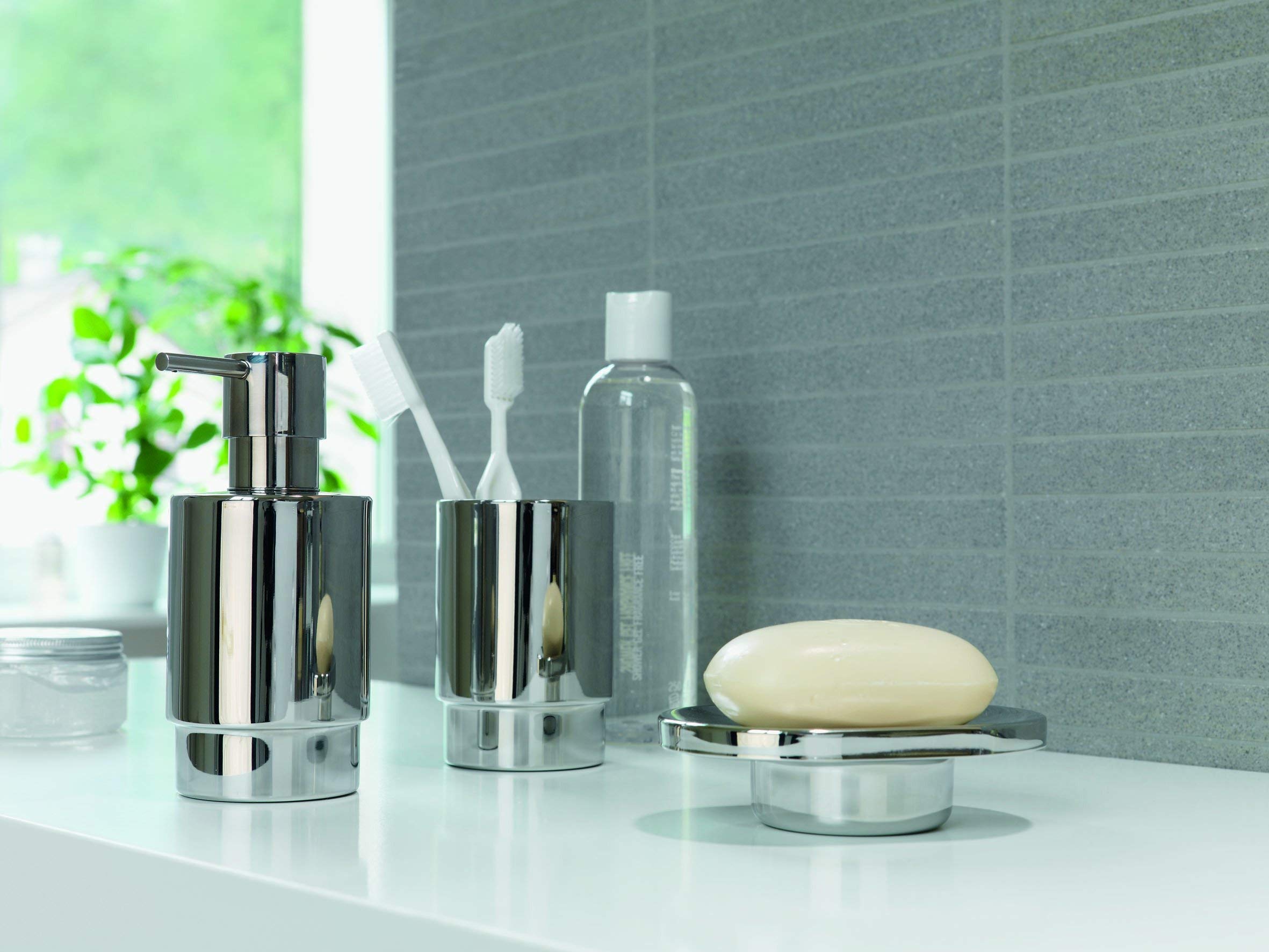 Premium Stainless Steel Soap Dish - Polished Silver Finish | Rustproof & Durable Bathroom Organizer | Perfect for Showers, Sinks & Countertops