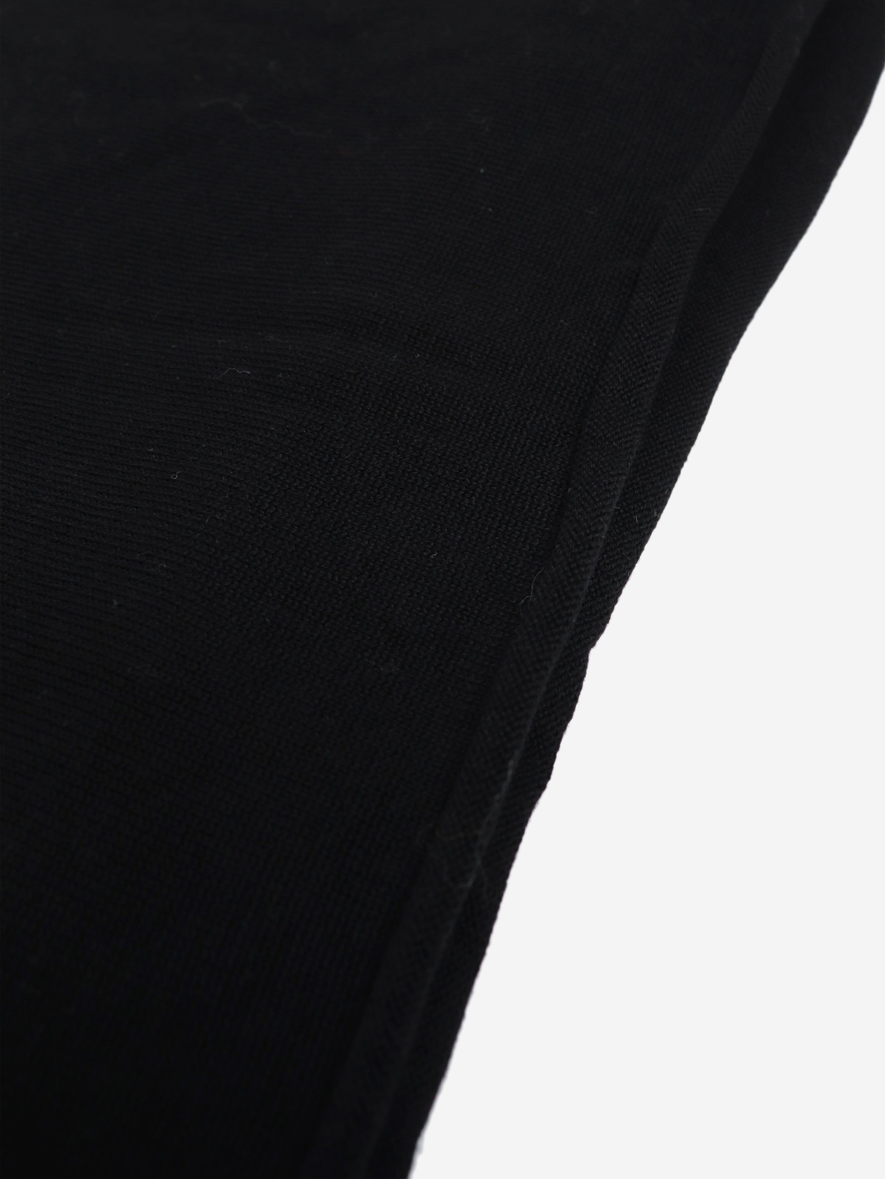 Premium Black Wool Scarf for Men & Women - Soft Warm Winter Accessory for Outdoor Activities, Travel & Fashion