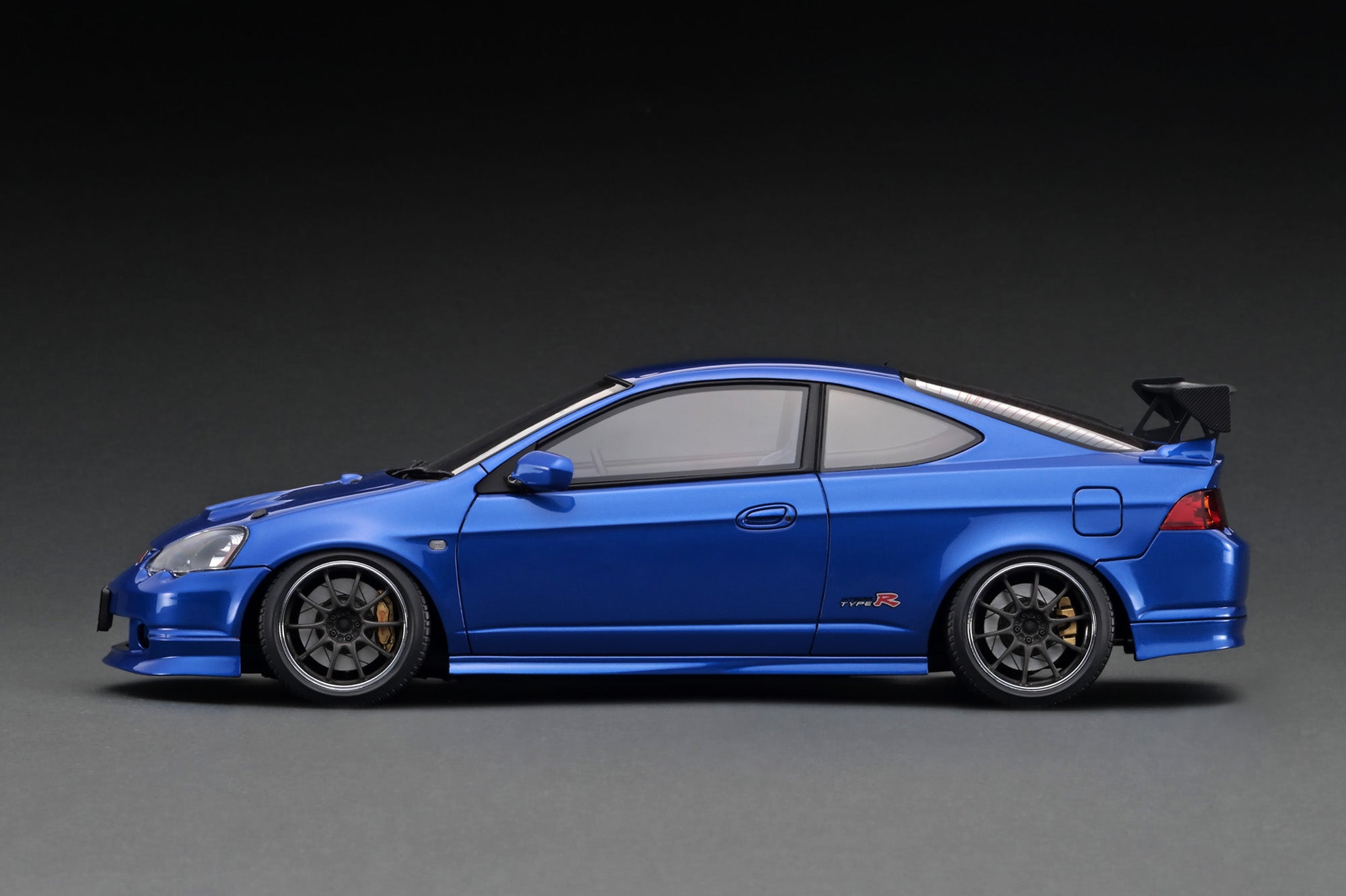 1:18 Scale Honda Integra DC5 Type R Diecast Model Car - Blue Metallic Finish - Collectible Japanese Sports Car for Display & Racing Enthusiasts