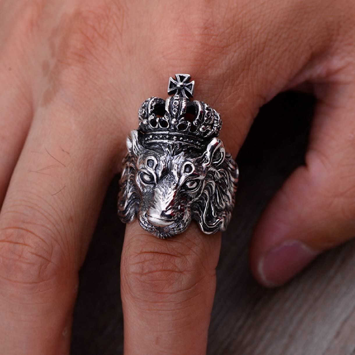 Gothic Lion Crown Ring for Men - Punk Lion King Ring, Hip Hop Lion Head Jewelry, Viking Cross Ring - Retro Rock Animal Ring for Men - Perfect for Gothic Fashion, Punk Style, and Hip Hop Accessories