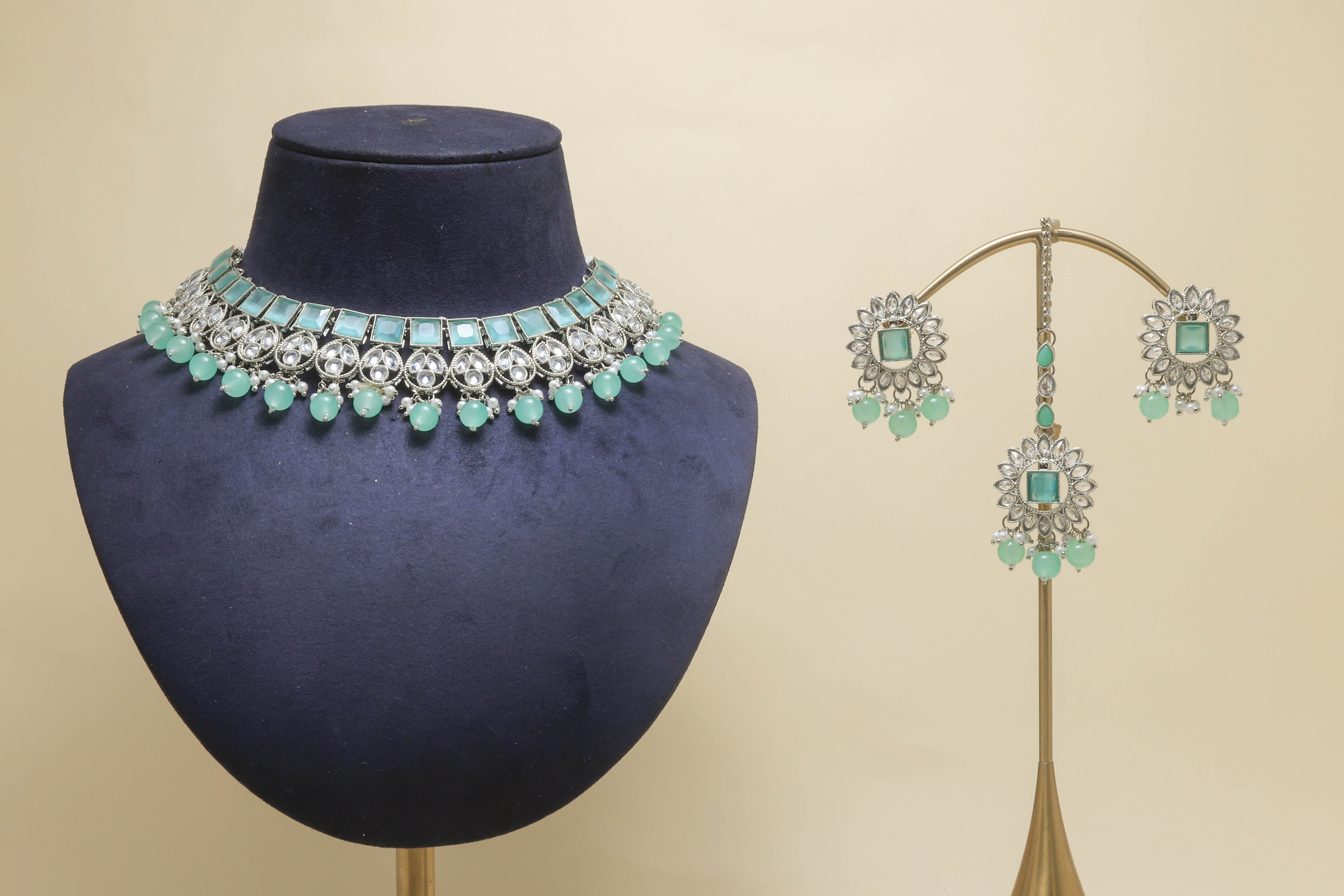 VANITA Polki Full Set Jewelry - Exquisite Indian Bridal Necklace Set with Earrings for Weddings, Parties & Special Occasions