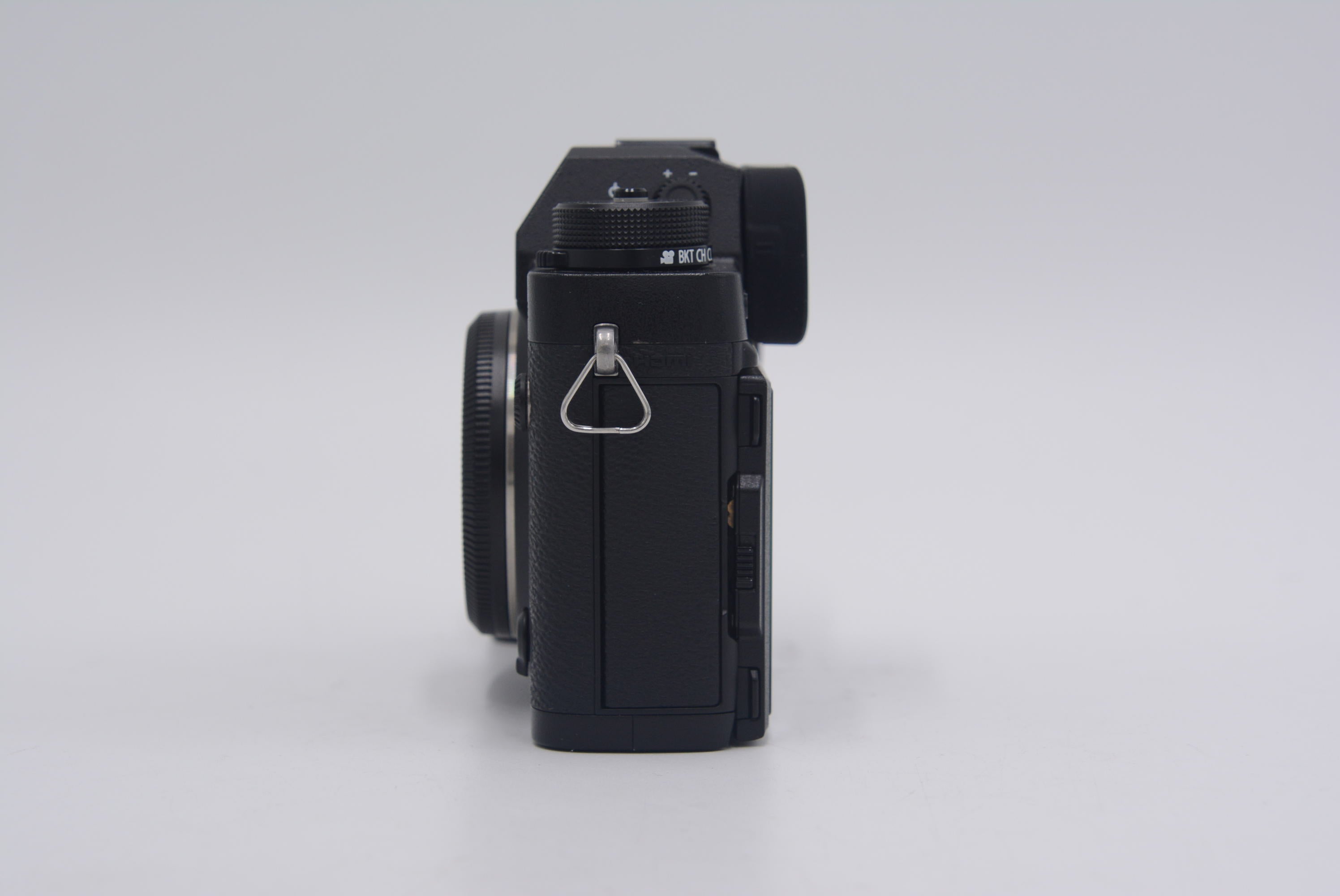 Fujifilm X-T2 Mirrorless Digital Camera Body Only (Black) - Used - Perfect for Travel Photography & Street Shooting