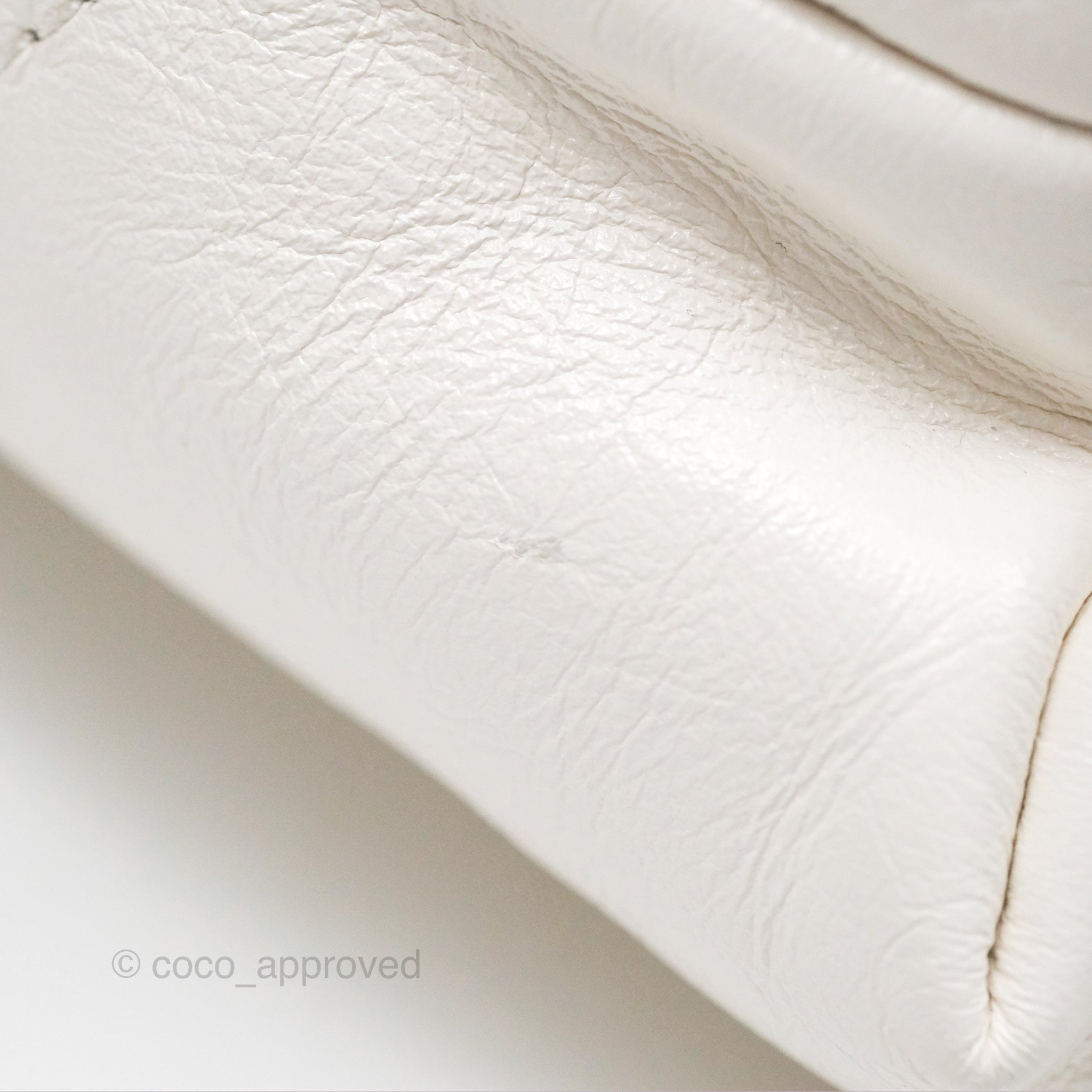 Chanel 22 Medium Handbag - White Shiny Calfskin Leather with Aged Gold Hardware | Luxury Designer Tote Bag for Women | Perfect for Work, Travel & Everyday Use