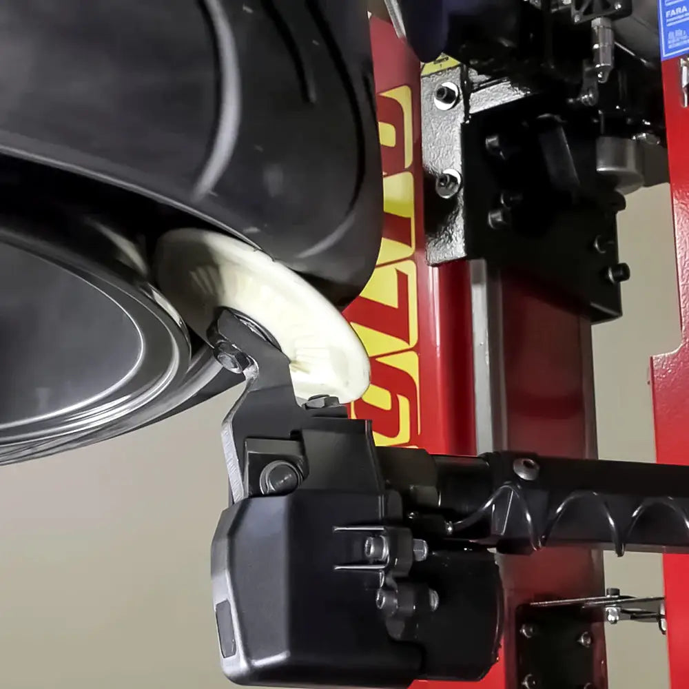 Corghi AM5000 Touchless Tire Changer with BPT Helper Arm - Professional Wheel Service Machine for Auto Shops & Tire Stores (Ideal for High-Volume Tire Changes & Quick Service)