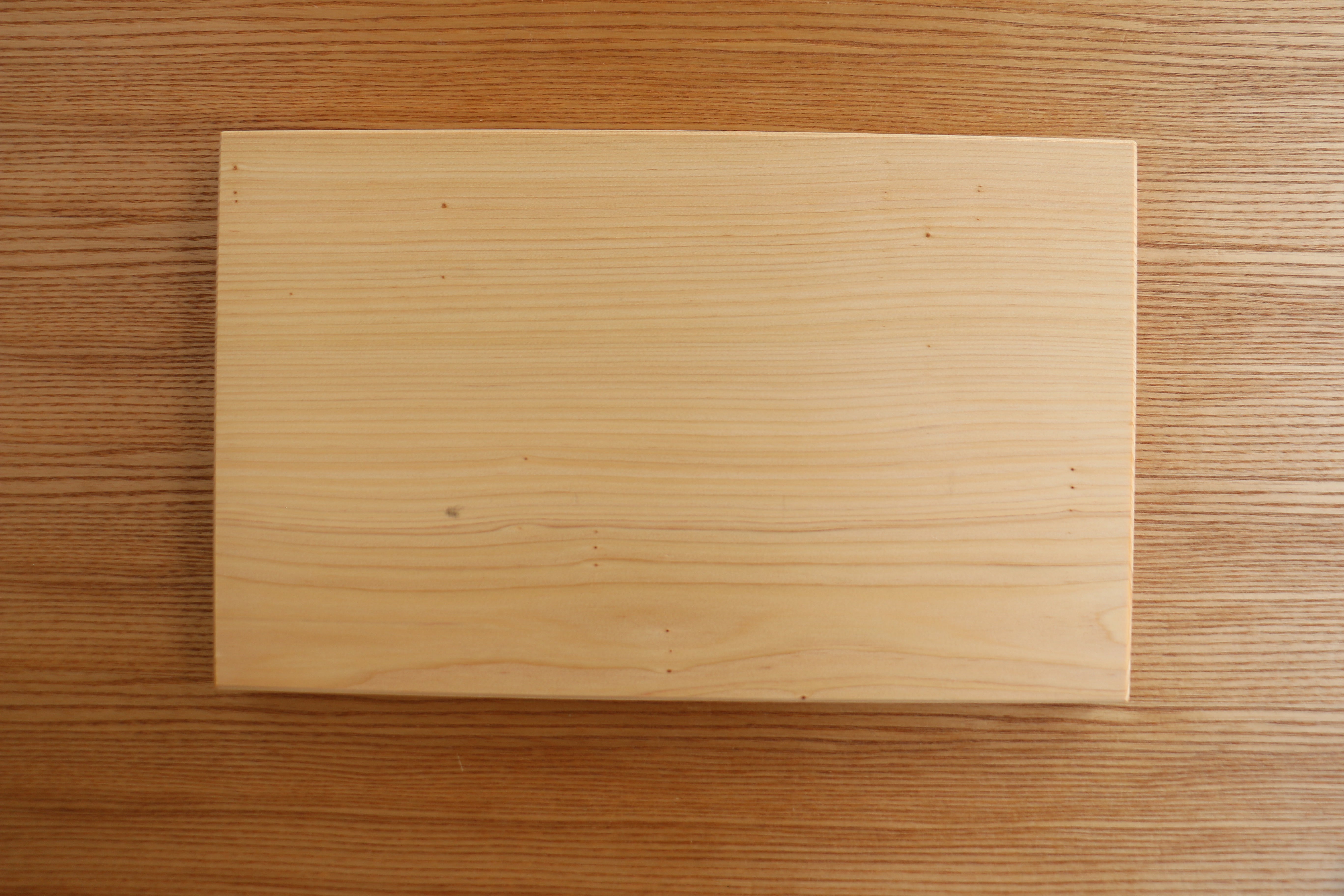 Premium LEON Noto Hiba Wood Cutting Board - Japanese Hiba Cypress Chopping Block for Kitchen - Perfect for Sushi, Vegetables & Meat Preparation - Ideal for Home Chefs & Gourmet Cooking