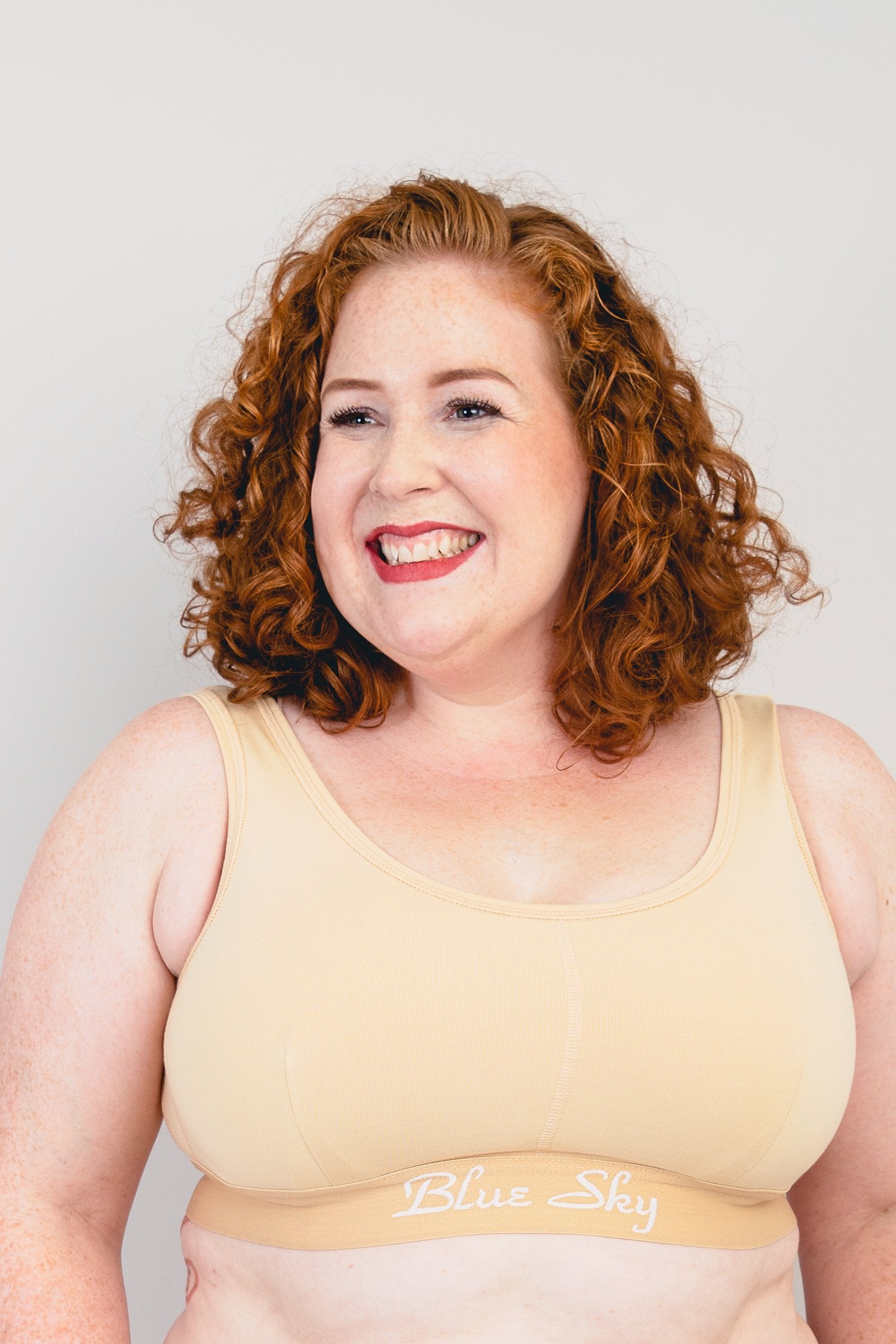 Dylan Comfort Bra - Soft Beige Bamboo Fabric for Women - Perfect for Yoga, Lounge & Everyday Wear