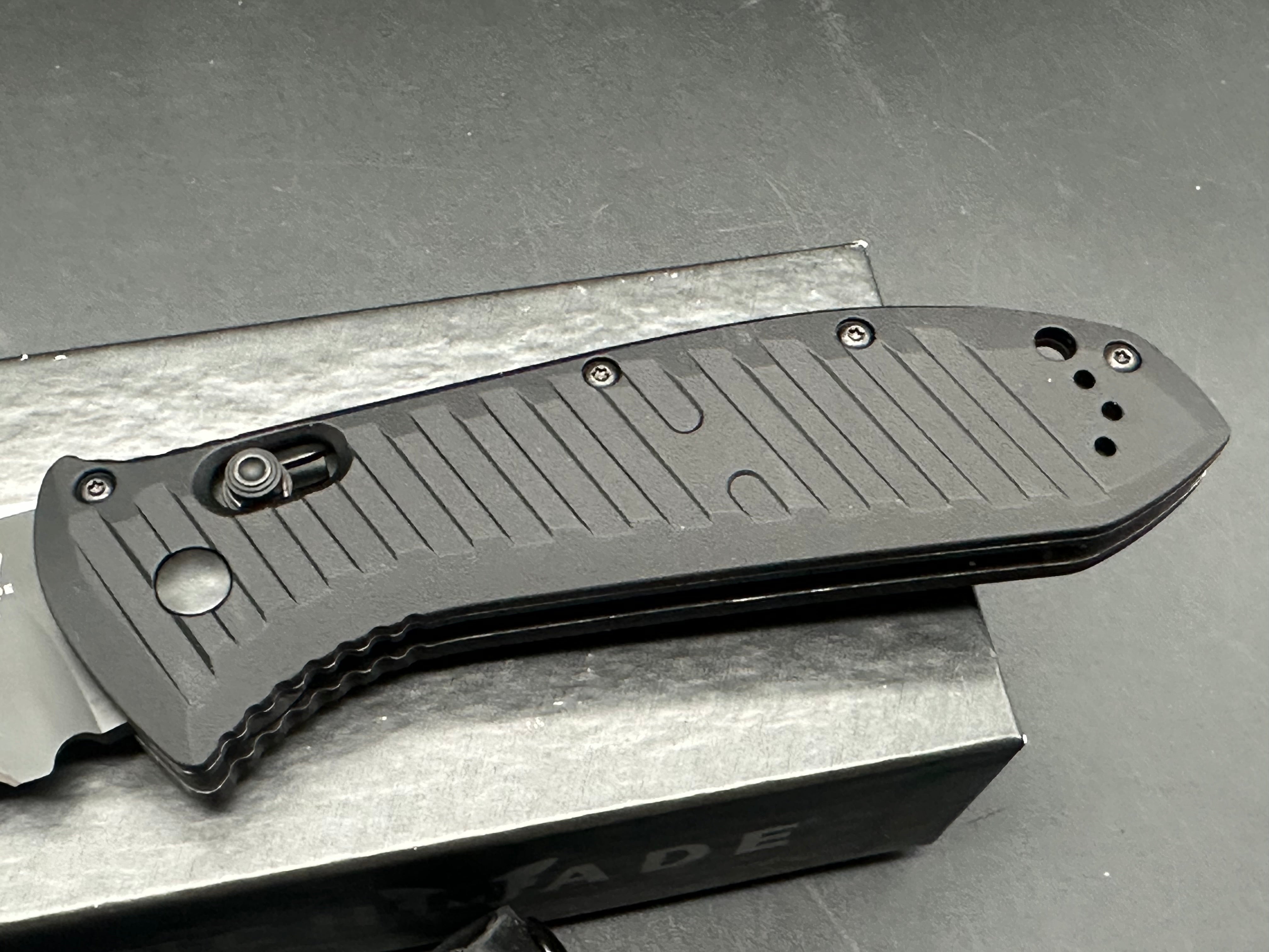Benchmade 5700SBK Auto Presidio II Automatic Knife - 3.7