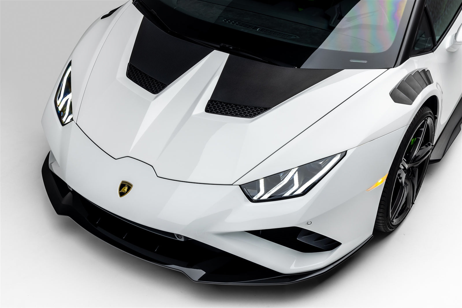 Lamborghini Huracan EVO 2WD Monza Aero Program CB 01 - High Performance Sports Car for Racing Enthusiasts | Perfect for Track Days and Supercar Events