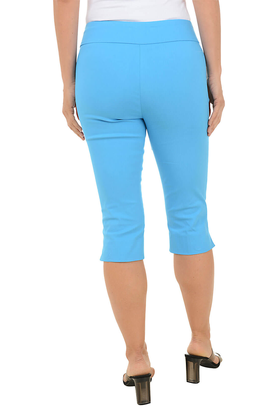 Stylish Petite Prints Charming Clamdigger Pants for Women - Perfect for Casual Outings & Summer Beach Wear