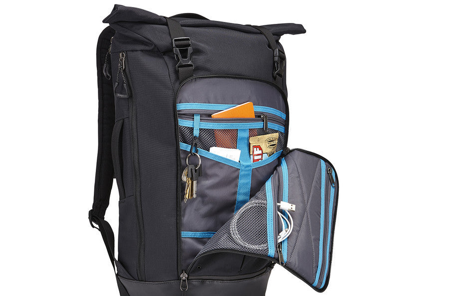 Thule Paramount Daypack - Lightweight Hiking Backpack for Men & Women, Durable Black Daypack for Travel, Work & Outdoor Adventures