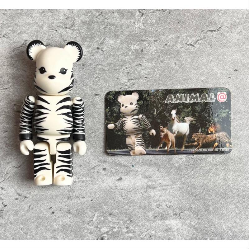 Be@rbrick Series 3 ANIMAL Zebra 100% Collectible Vinyl Art Toy - Perfect for Display, Gifts & Anime Collections