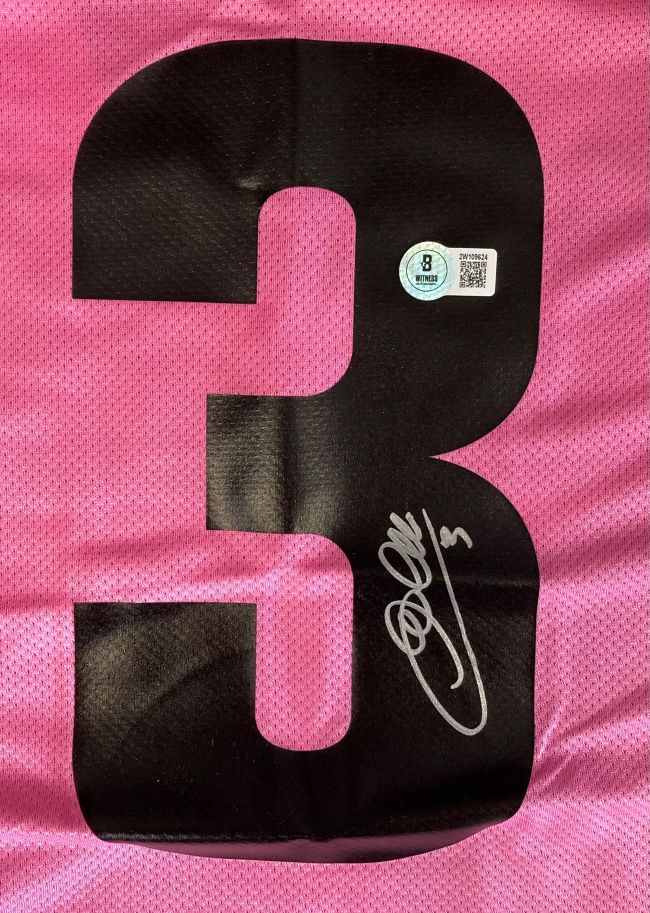 Authentic Giorgio Chiellini Signed Juventus Pink Nike Soccer Jersey - Limited Edition Collectible for Soccer Fans & Memorabilia Enthusiasts - Perfect for Display, Gifts, and Sports Memorabilia Collections