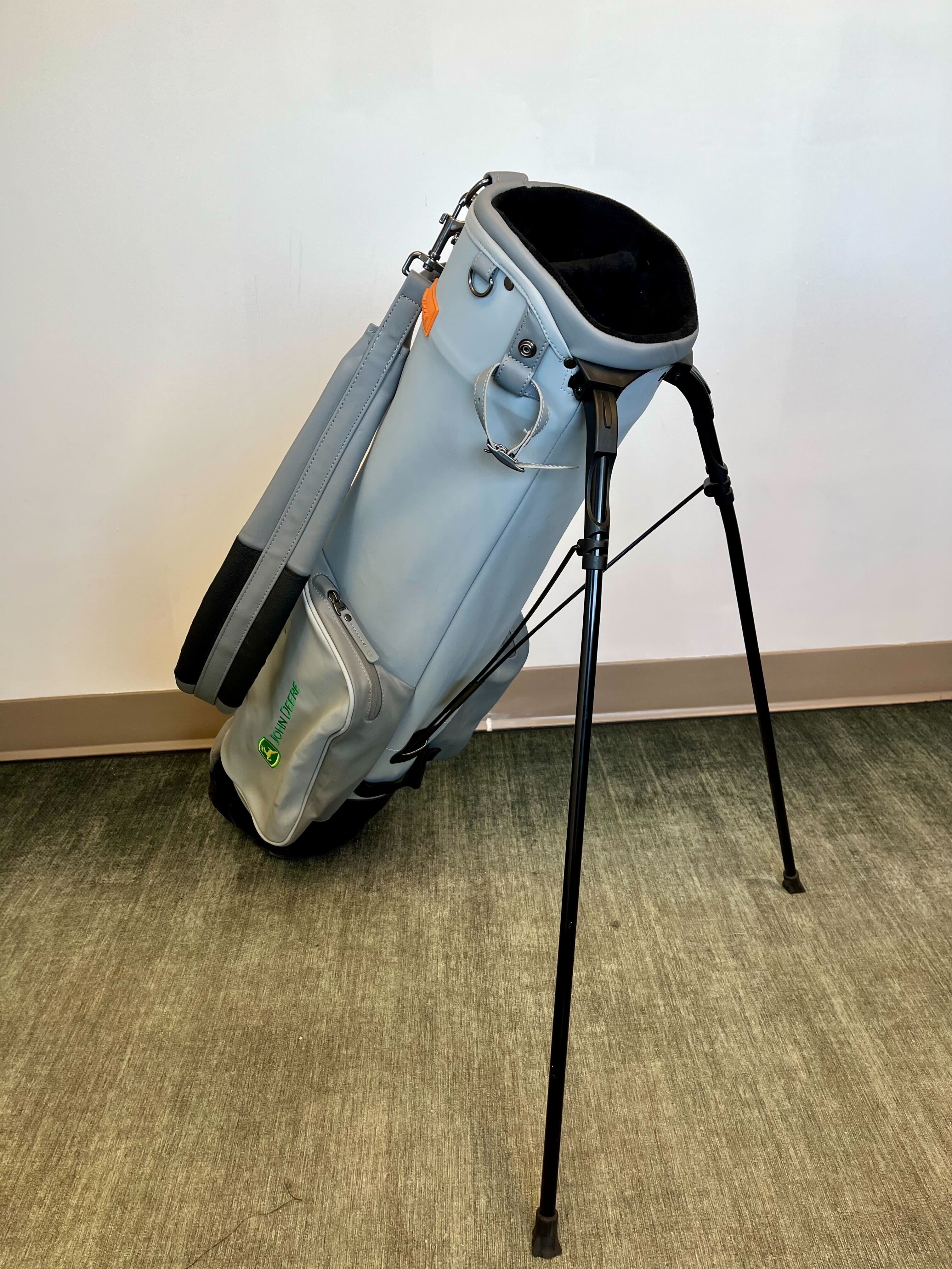 Stitch Lightweight John Deere Golf Carry Bag with 2 Dividers & 4 Pockets - Adjustable Strap for Comfortable Golfing | Perfect for Course Play & Driving Range Practice
