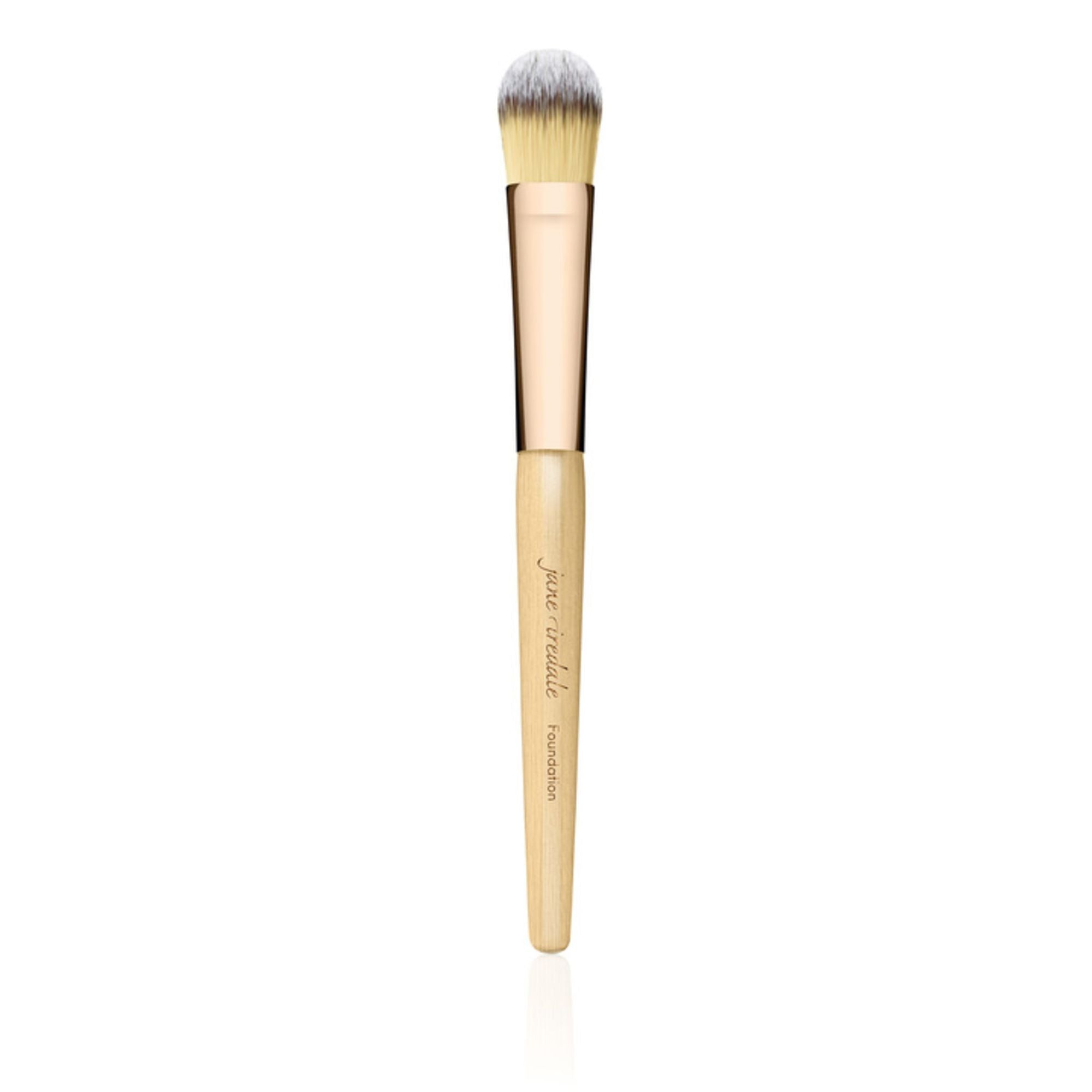Best Foundation Brush for Flawless Makeup Application - Soft Synthetic Bristles for Liquid & Powder Foundation - Perfect for Daily Makeup & Professional Use