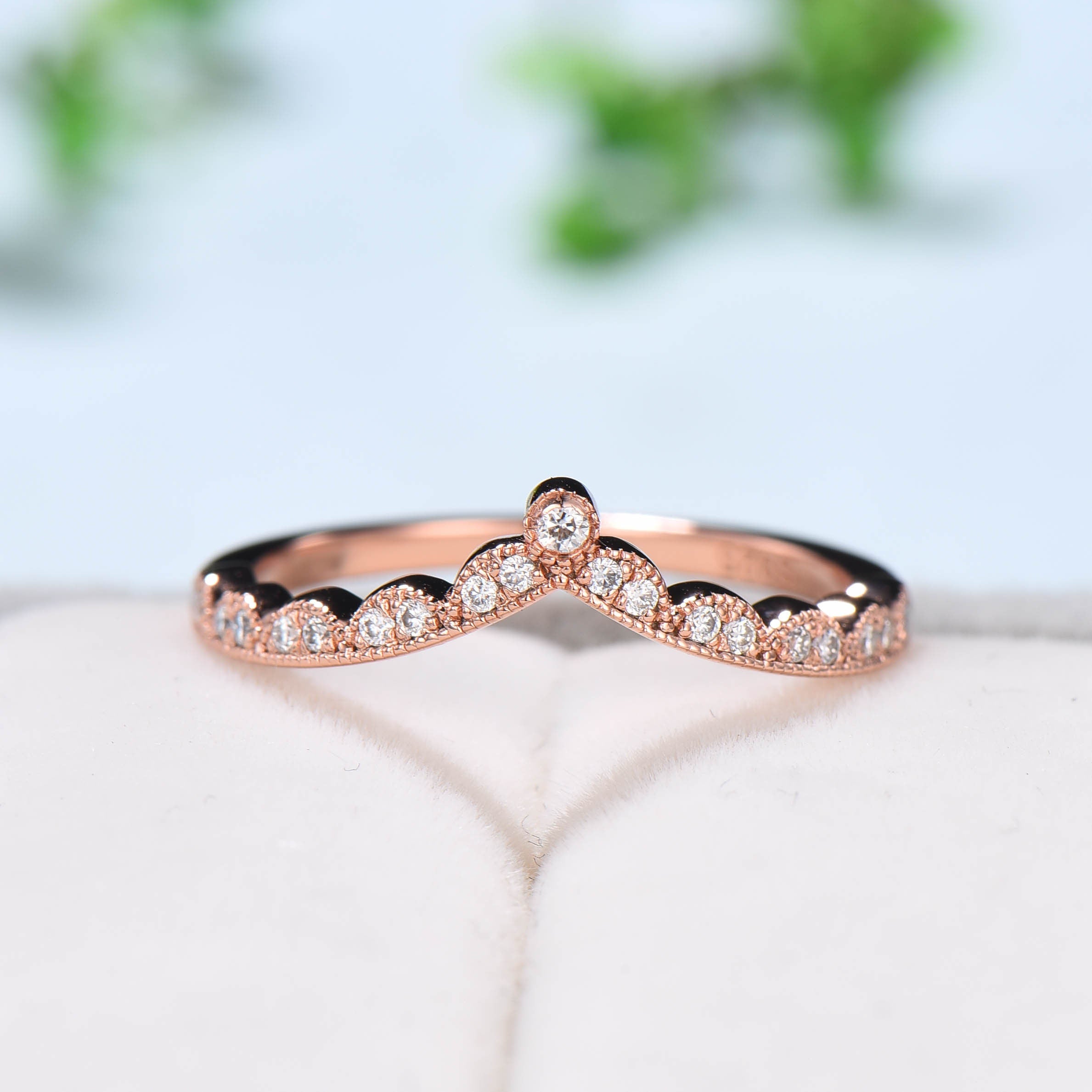 Art Deco Dainty Curved Diamond Wedding Band - Unique Rose Gold Mulgrain Stacking Ring with Moissanite - Matching Anniversary Gift for Women - Perfect for Bridal, Engagement & Stackable Jewelry