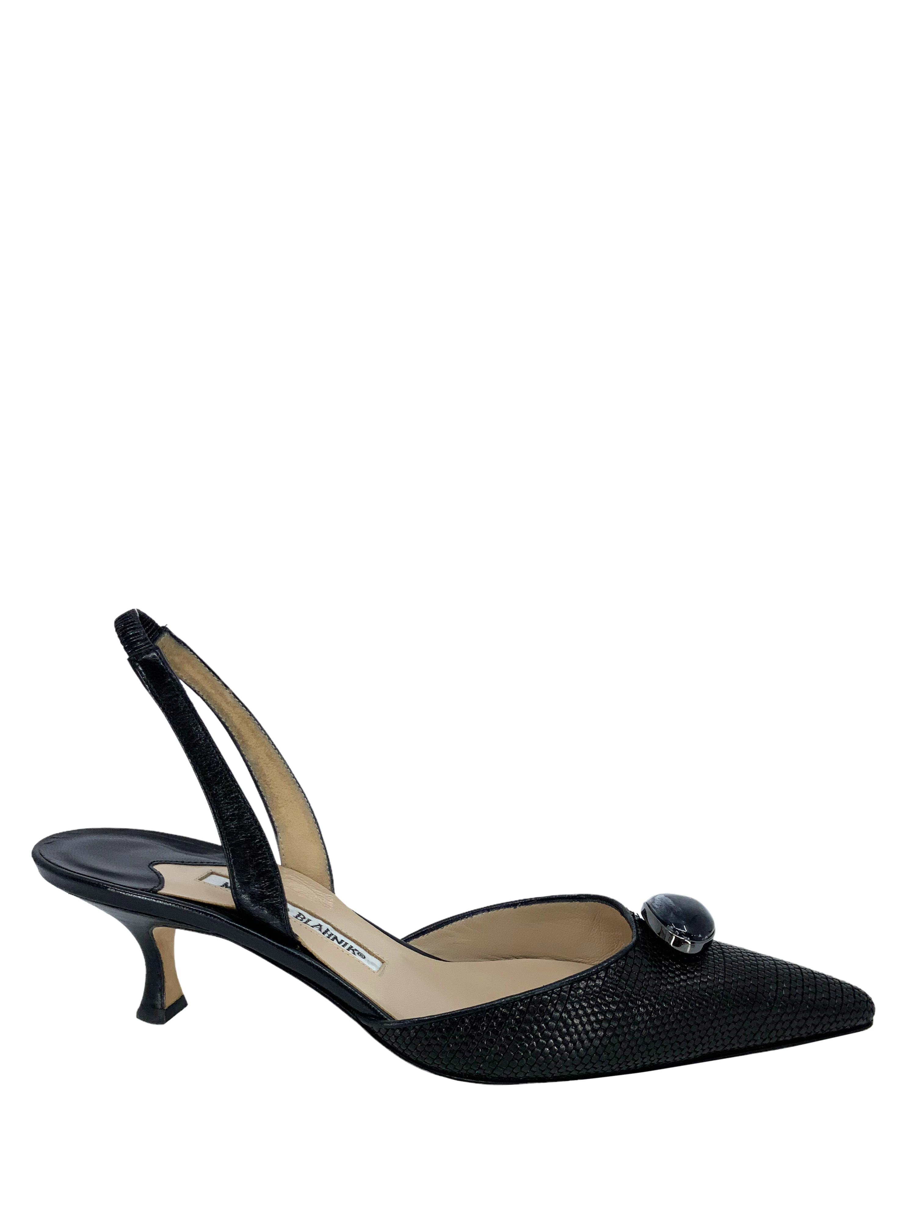 Manolo Blahnik Carolyne Woven Straw Slingback Pumps - Women's Size 9 | Summer Weddings, Beach Vacations & Outdoor Parties