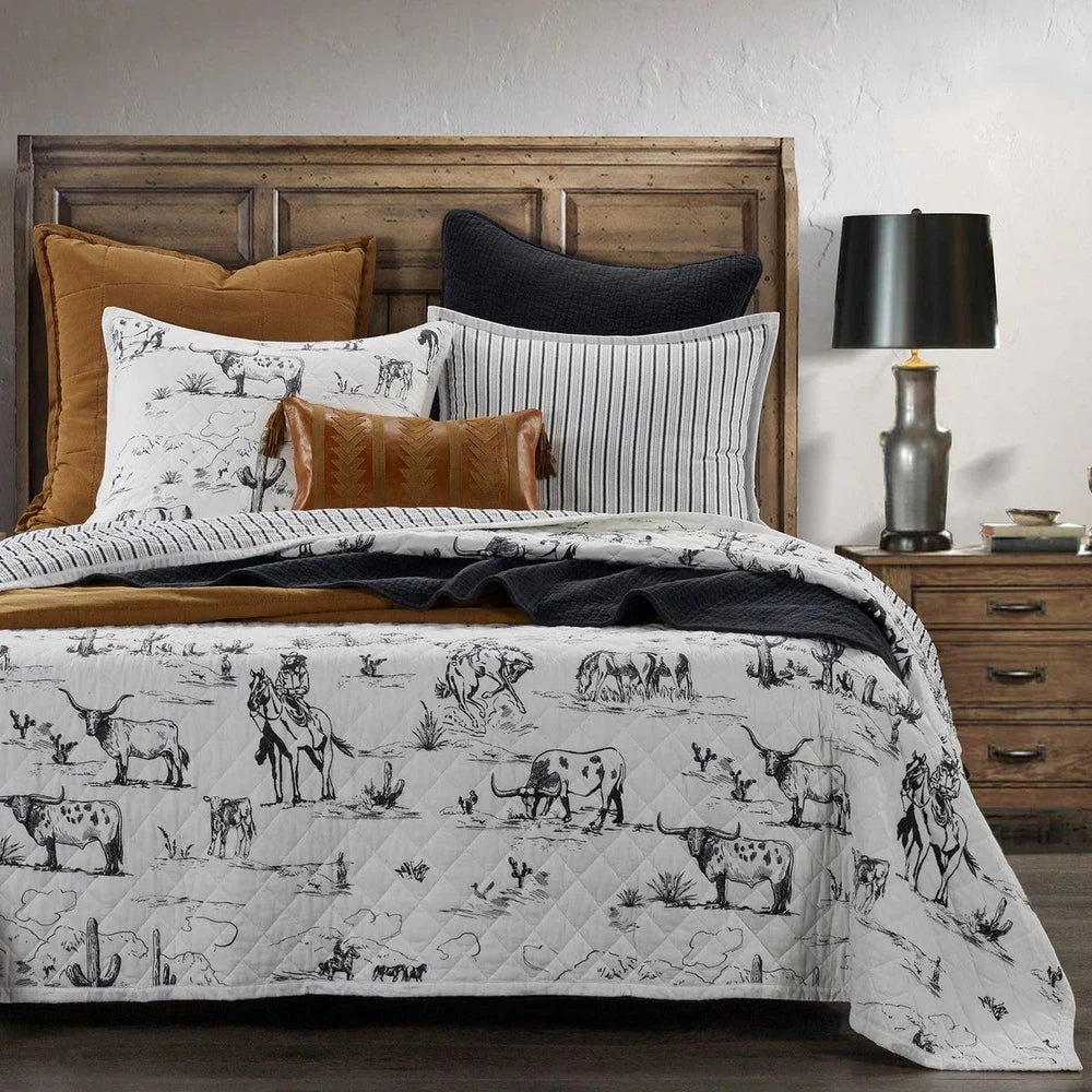 Western Ranch Life Toile Quilt Set - Queen Size Bedding with Floral Cowboy Print - Perfect for Farmhouse, Country or Rustic Home Decor
