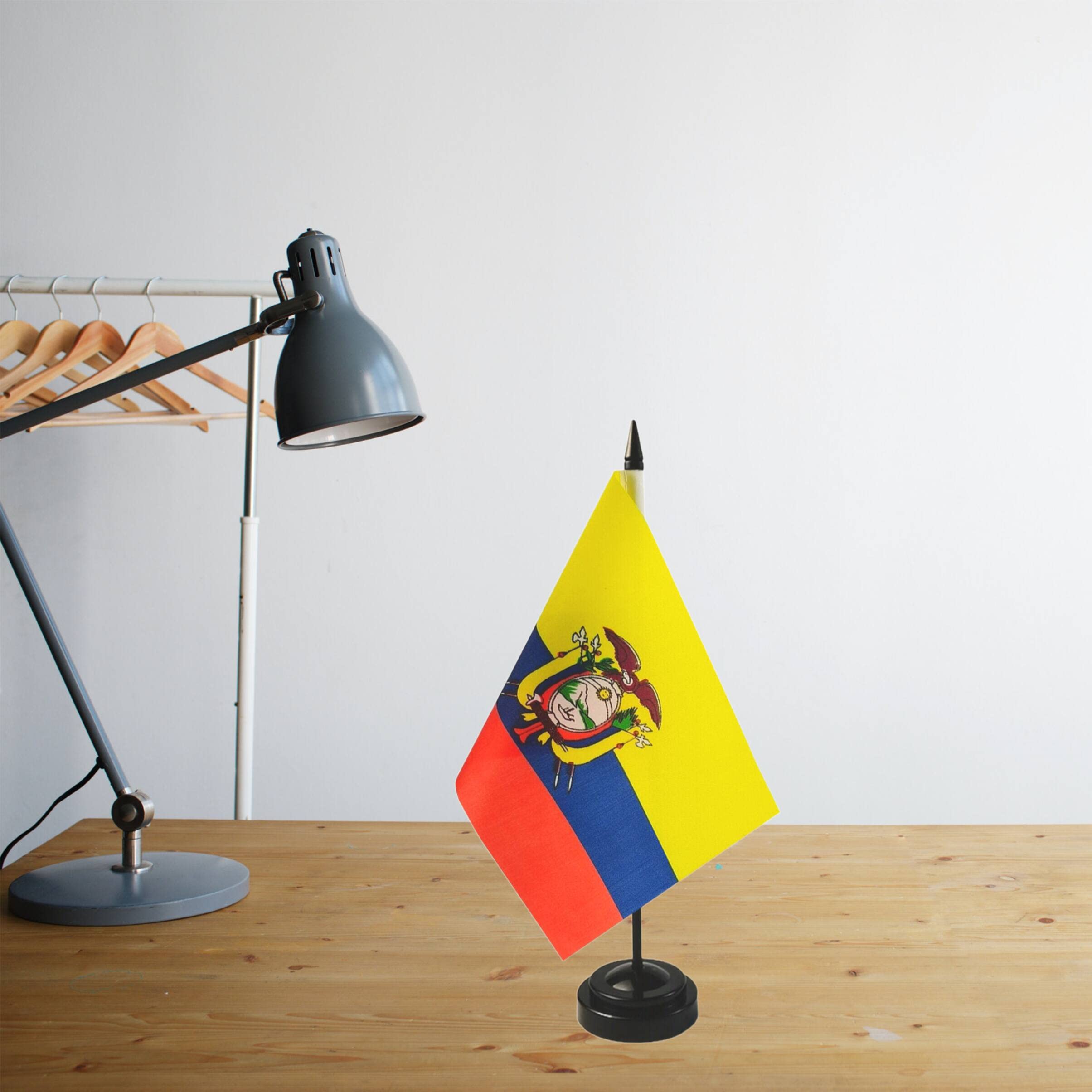 Ecuador Desk Flag 8