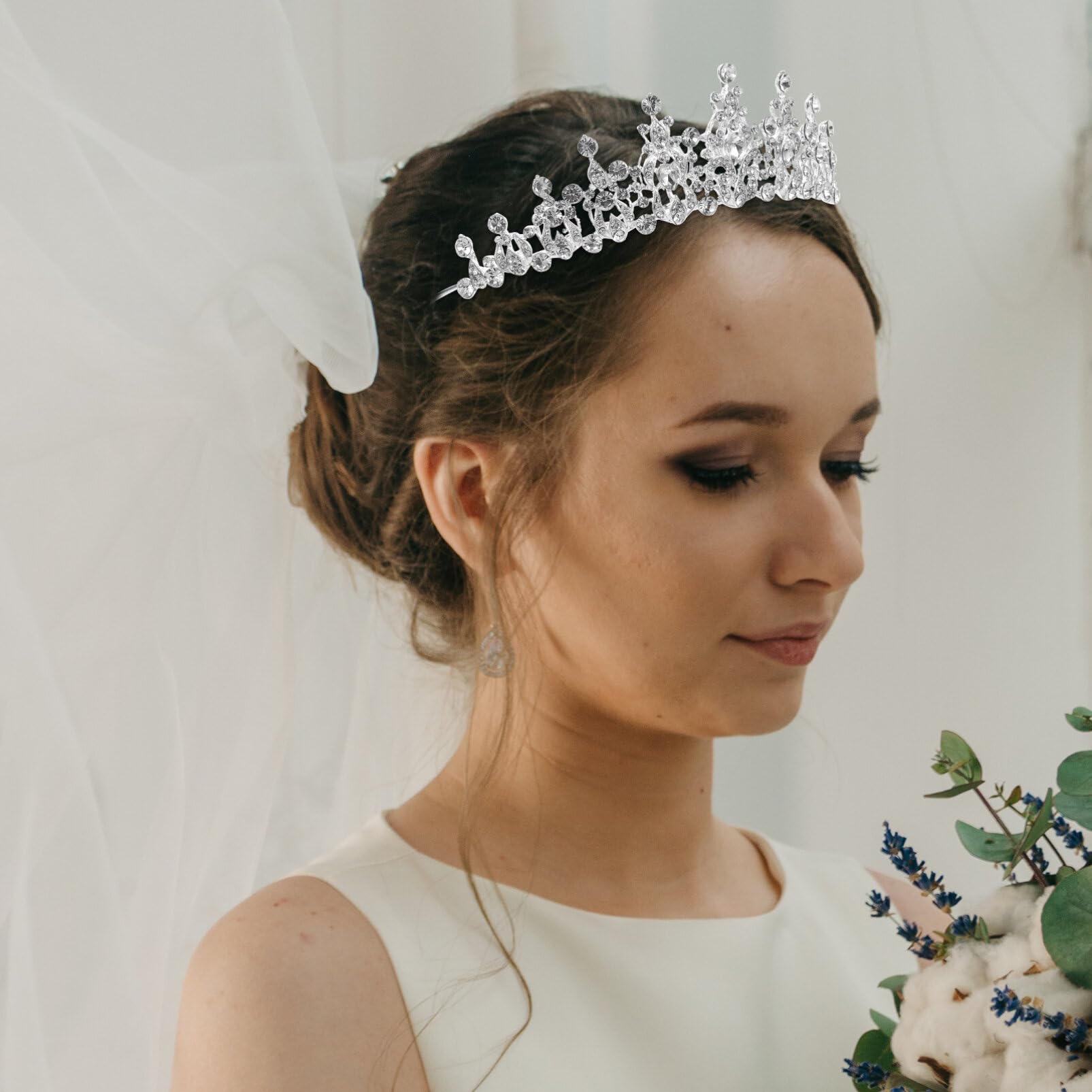Beavorty Gold Leaf Crown Headband for Women - Elegant Bridal Hair Accessories, Wedding Headpiece, Cosplay Jewelry, Birthday Party Hair Decor - Perfect for Brides, Prom, Pageants & Special Occasions