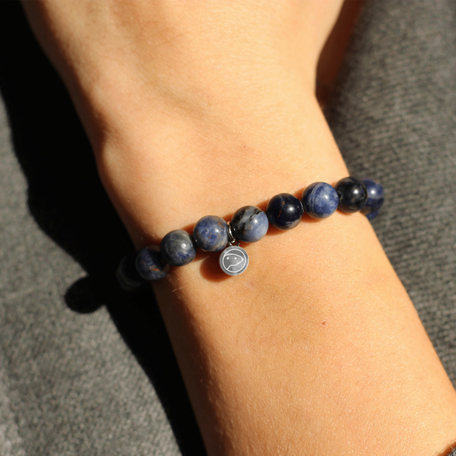 Natural Sodalite Beaded Bracelet for Women - Healing Crystal Jewelry for Stress Relief & Positive Energy - Perfect for Meditation, Yoga & Spiritual Gifts
