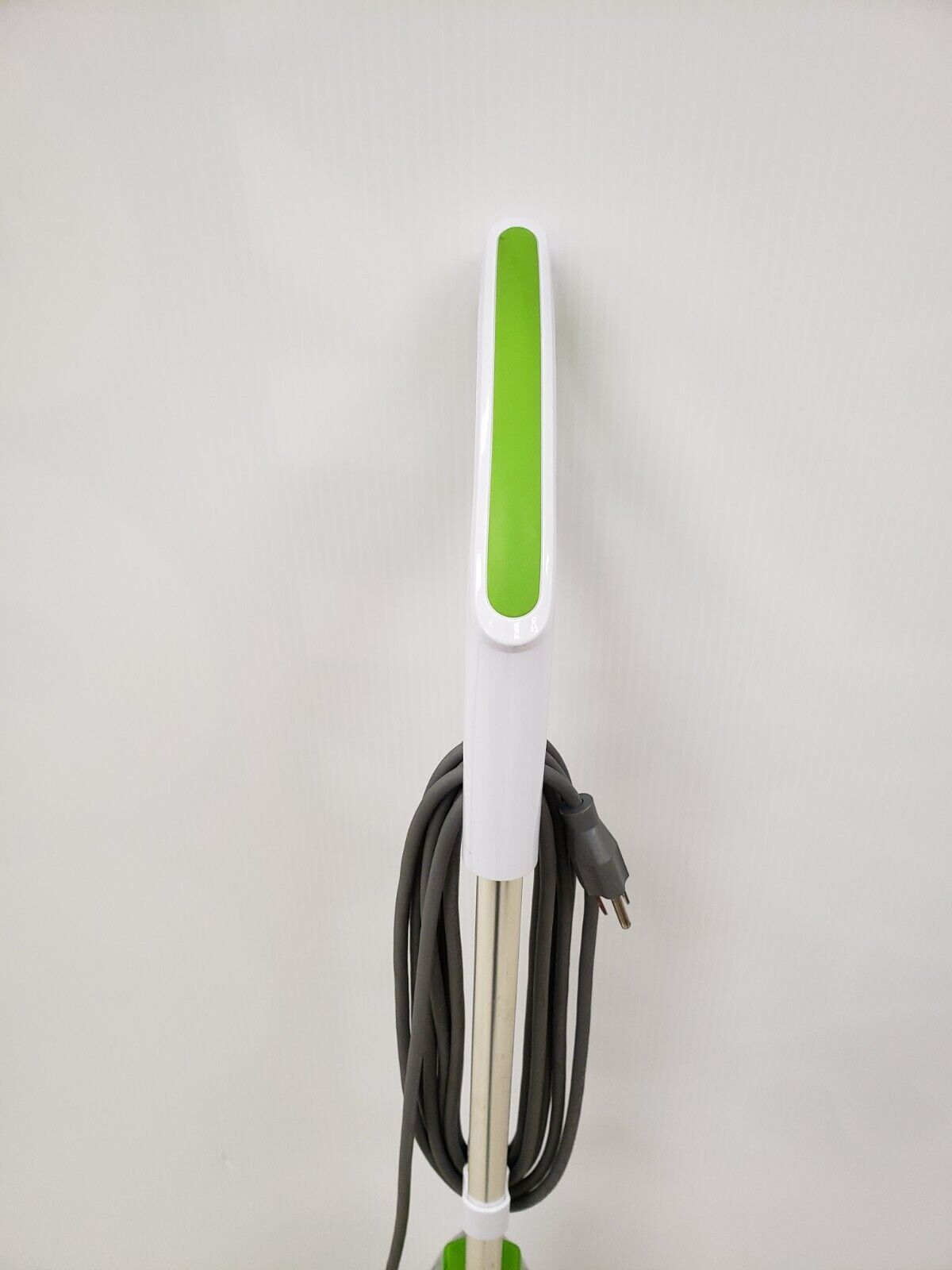 Bissell 2814N Hard Floor Steam Cleaner - Powerful Steam Mop for Tile, Laminate & Hardwood Floors - Perfect for Kitchen, Bathroom & Pet Areas Cleaning