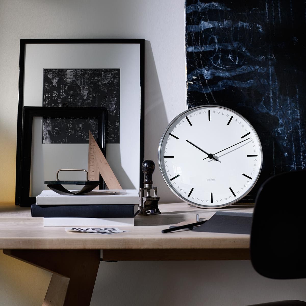 ARNE JACOBSEN City Hall Wall Clock 29cm - Modern White & Black Minimalist Clock for Home, Office & Classroom Decor | Scandinavian Design Wall Clock