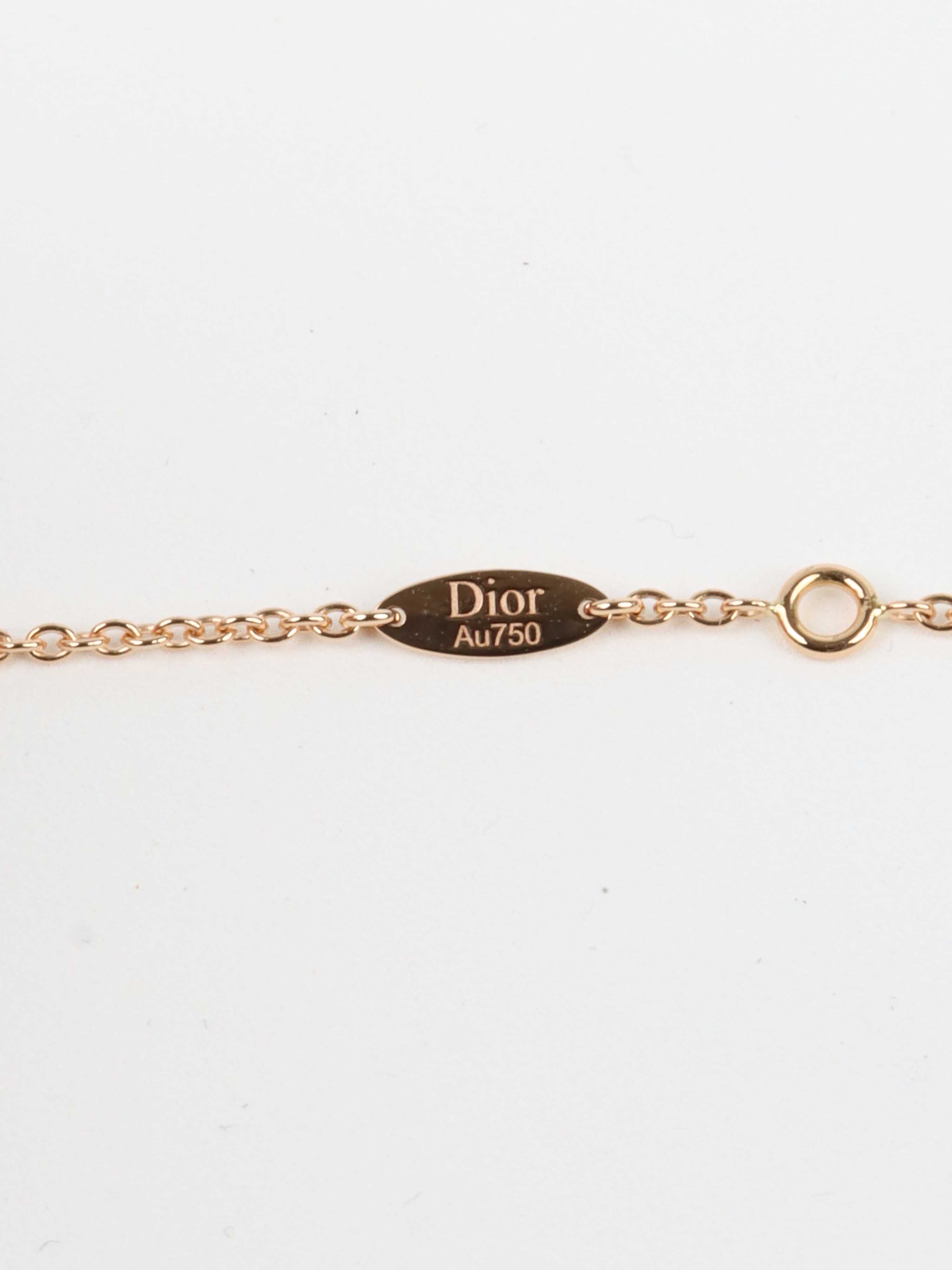 Dior Rose Gold Necklace with Star Pendant - Elegant Jewelry Gift for Women, Perfect for Valentine's Day, Anniversary and Special Occasions