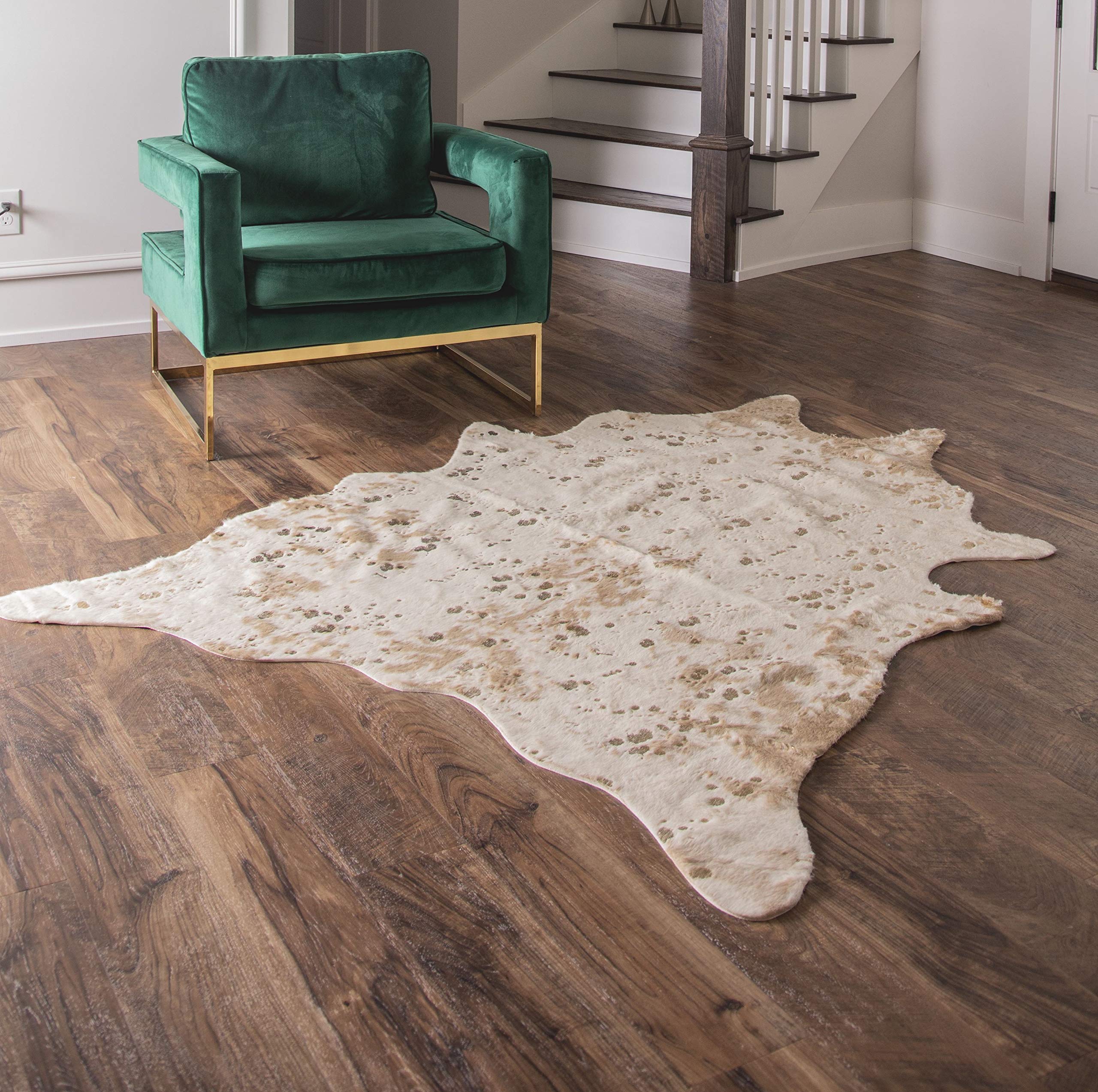 Stylish Faux Cowhide Rug - Acid Wash Western Throw Rug for Living Room, Bedroom, Office & Nursery - Rustic Tan Gold Area Rug for Home Decor & Western Theme Interiors